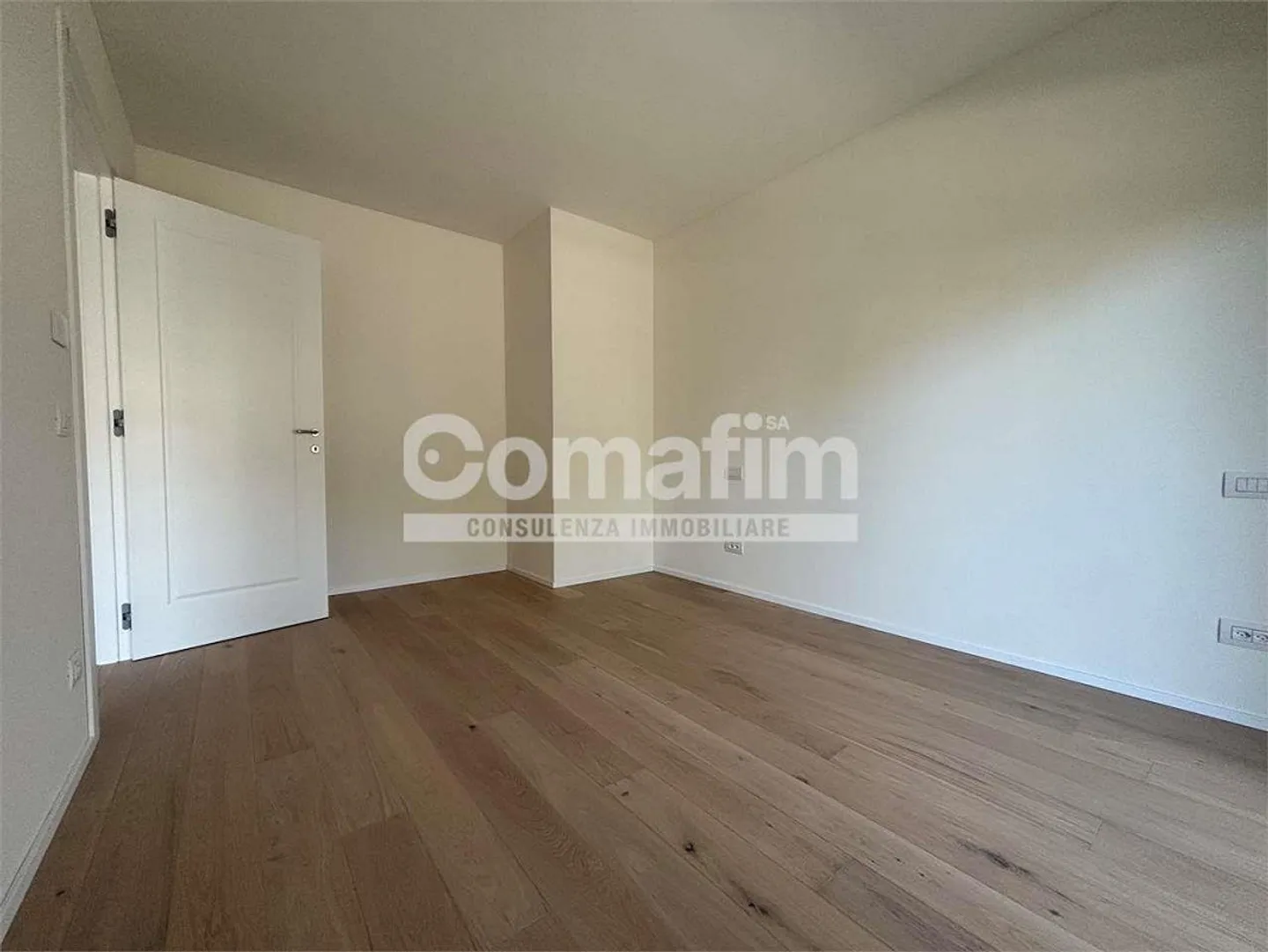 Chiasso: 2.5 rooms on the ground floor - Modern with terrace - Photo 8 of 13