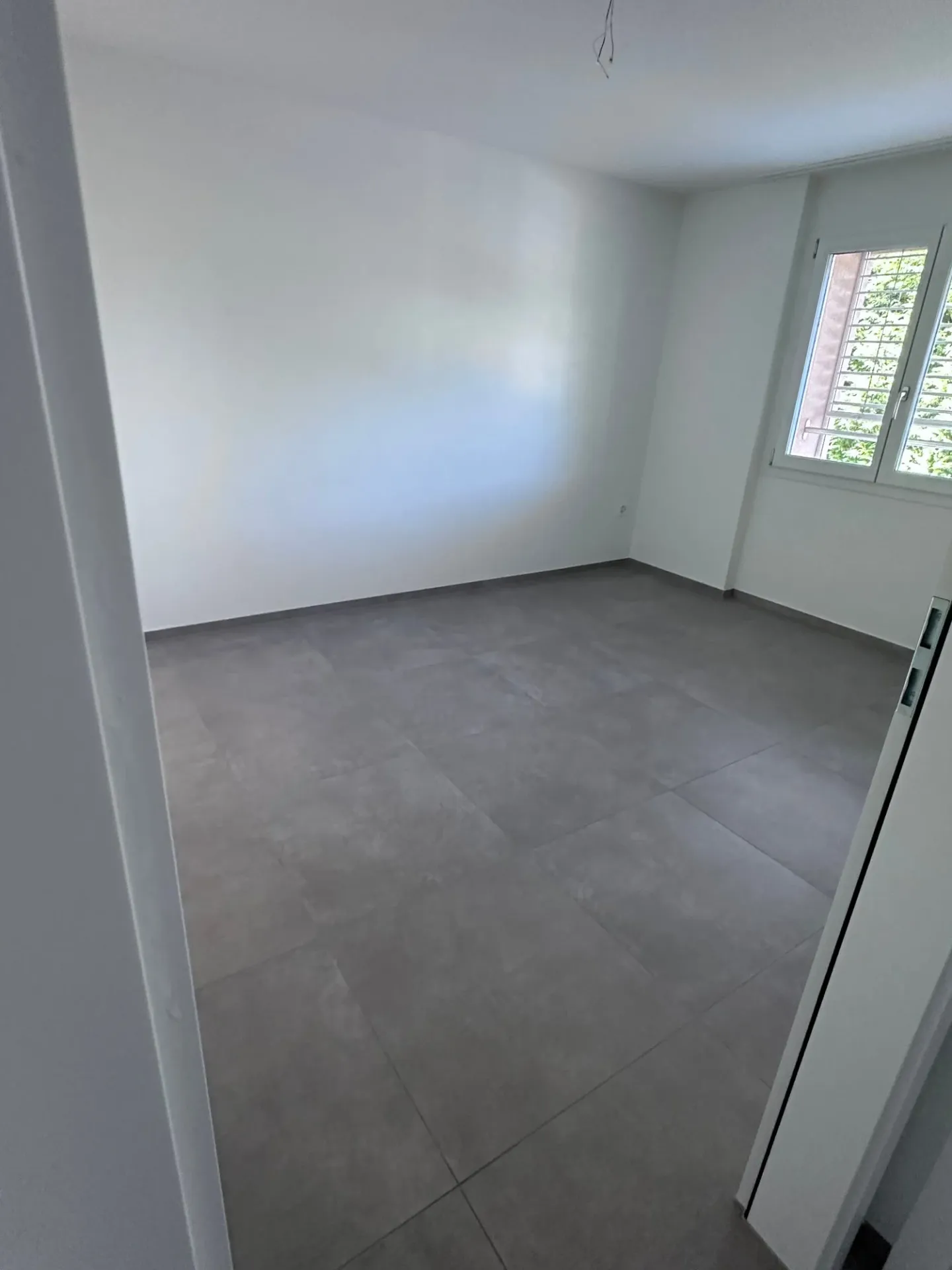 Appartement moderne de 3 pièces fraîchement rénové avec balcon - disponible immédiatement ! - Photo 5 sur 10