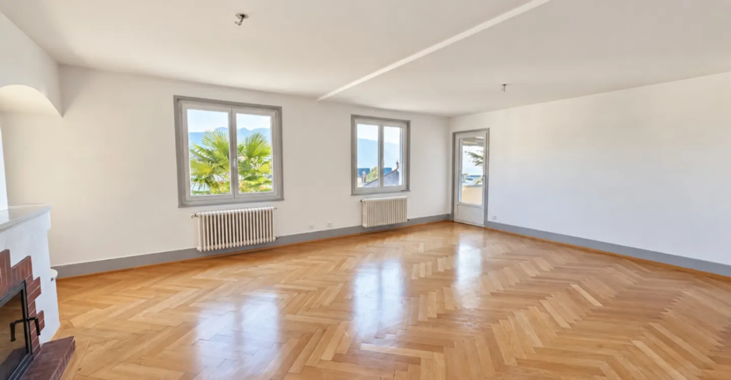 Appartement Élégant avec Vue sur le Lac - Photo 4 sur 8