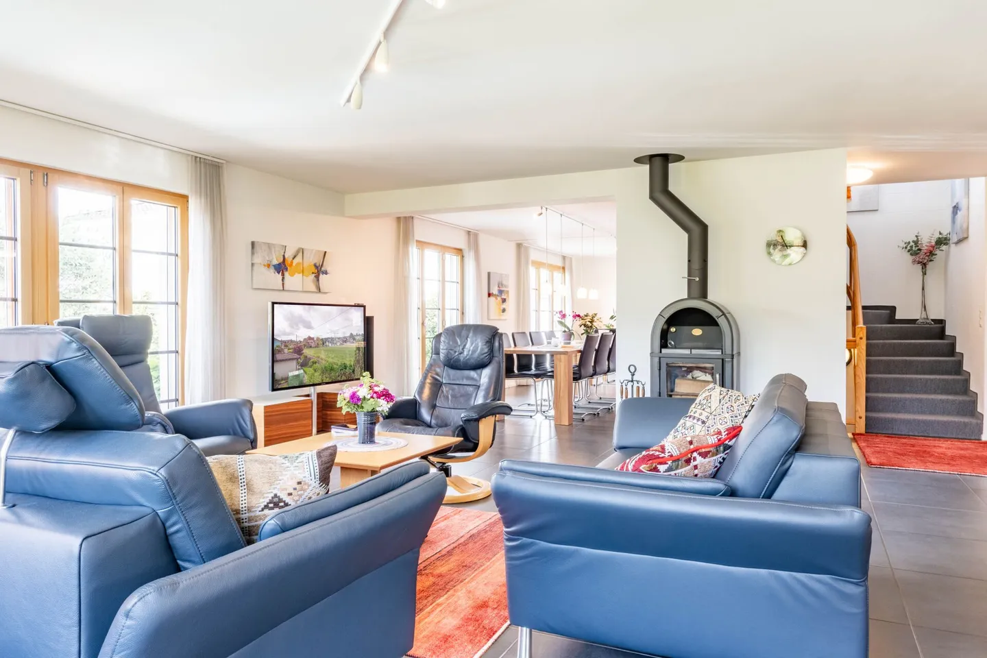 Ampia casa unifamiliare con piscina e giardino paradisiaco a Roggwil - Foto 20 di 33