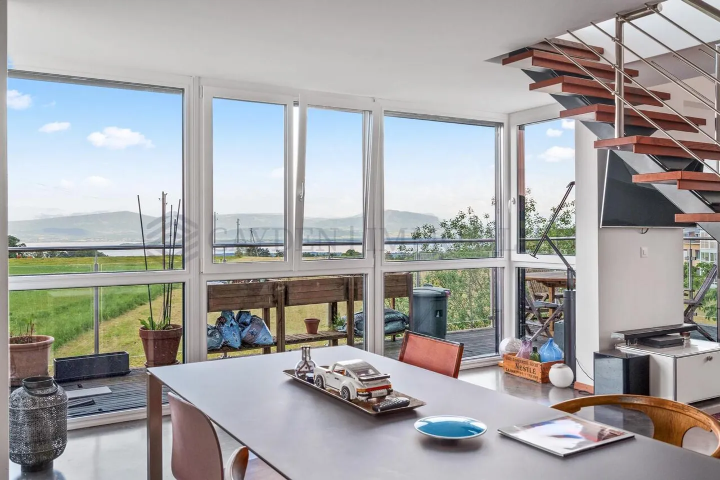 Esclusivo!! Superbo appartamento 6.5 all'ultimo piano, di fronte al lago - Foto 13 di 14