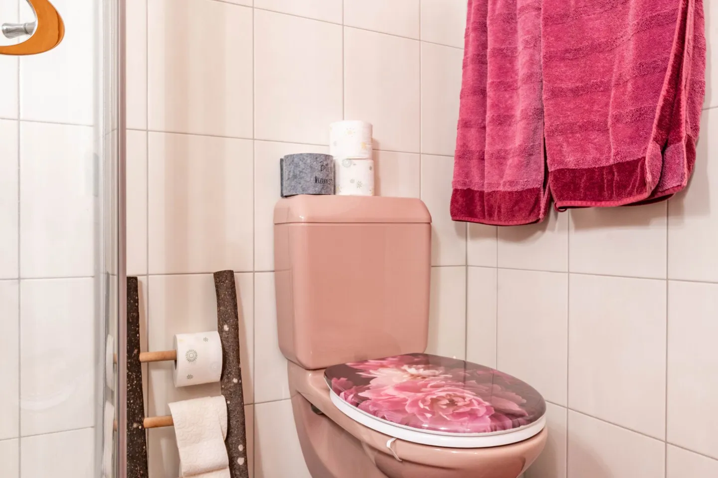 Ampia casa unifamiliare con piscina e giardino paradisiaco a Roggwil - Foto 27 di 33