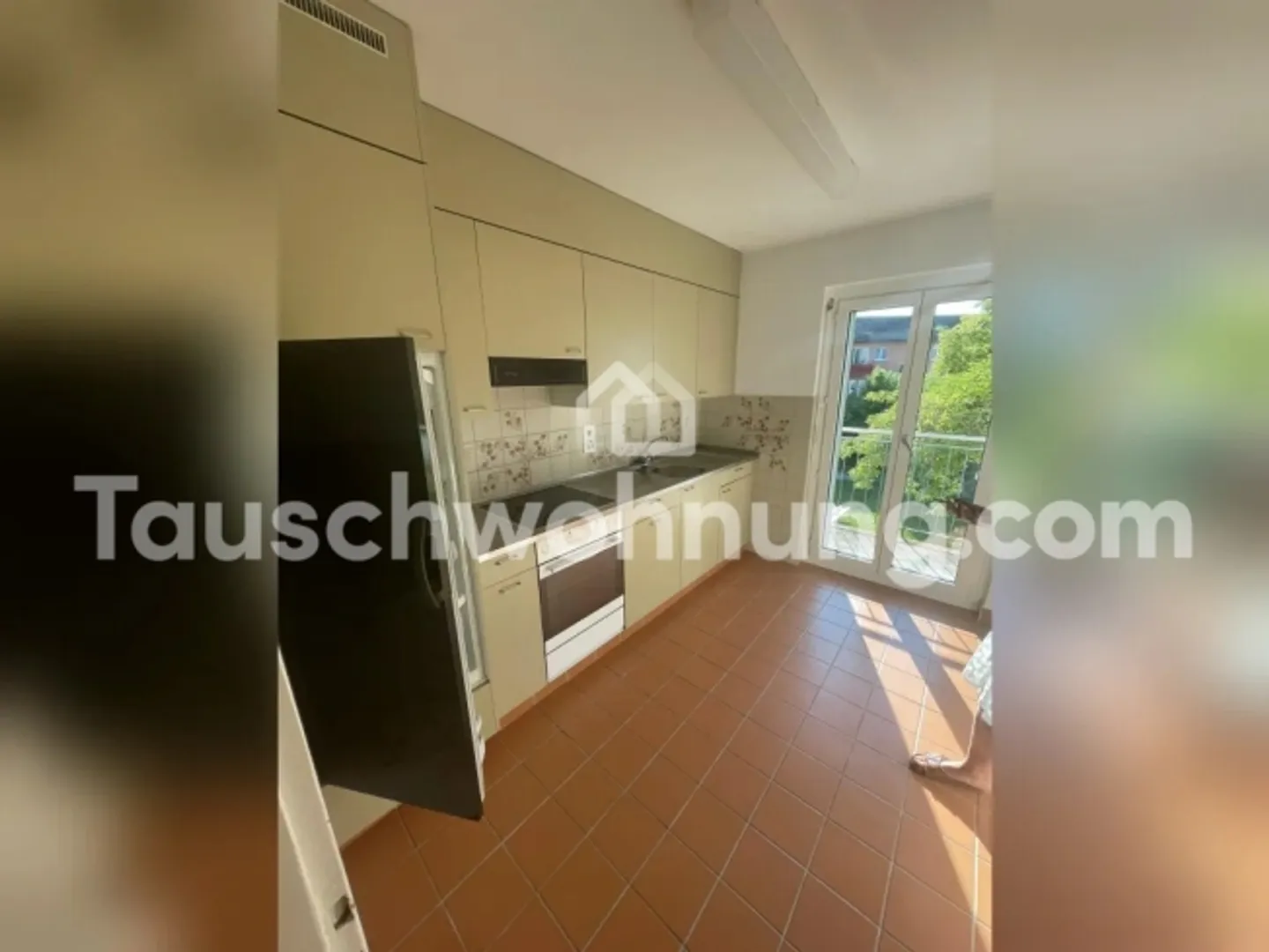 [ÉCHANGE D'APPARTEMENT] Appartement calme de 2 pièces à Albisrieden, avec 2 balcons - Photo 5 sur 7