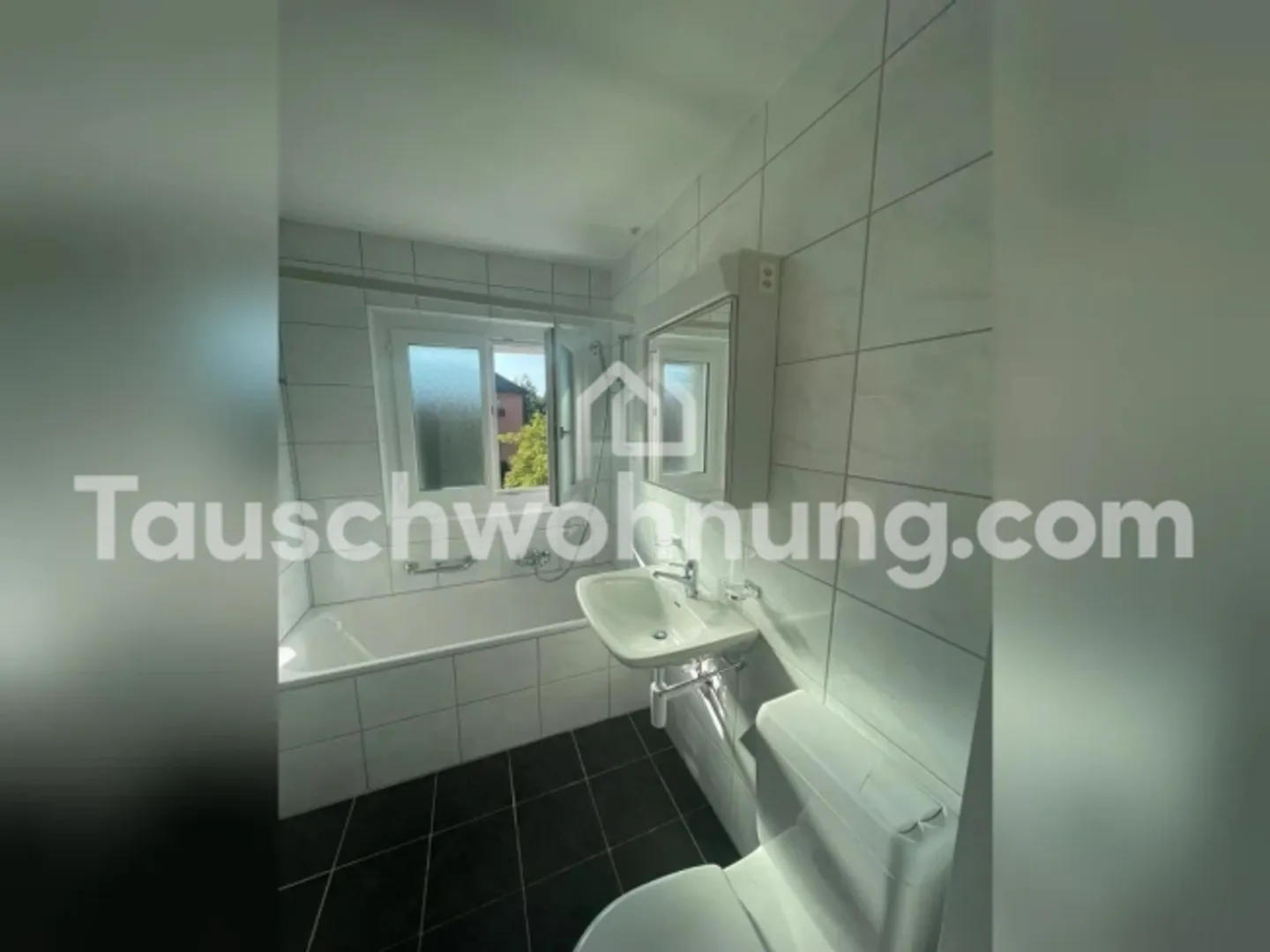 [ÉCHANGE D'APPARTEMENT] Appartement calme de 2 pièces à Albisrieden, avec 2 balcons - Photo 6 sur 7