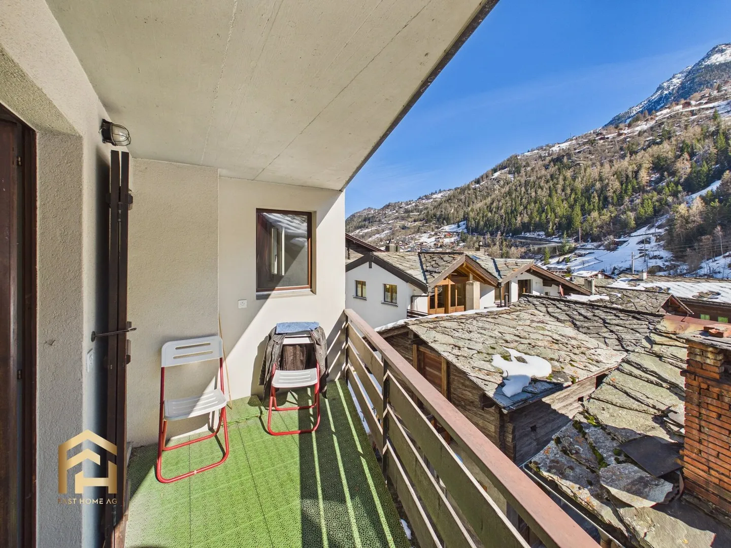 Appartement spacieux de 4,5 pièces avec 2 balcons au centre de St. Niklaus - Photo 12 sur 13