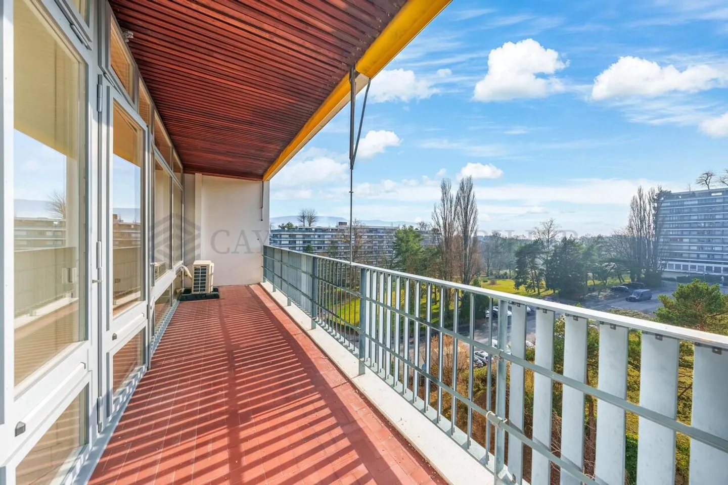 Close to the UN - Superb bright apartment - Sale in SI - Photo 1 of 10