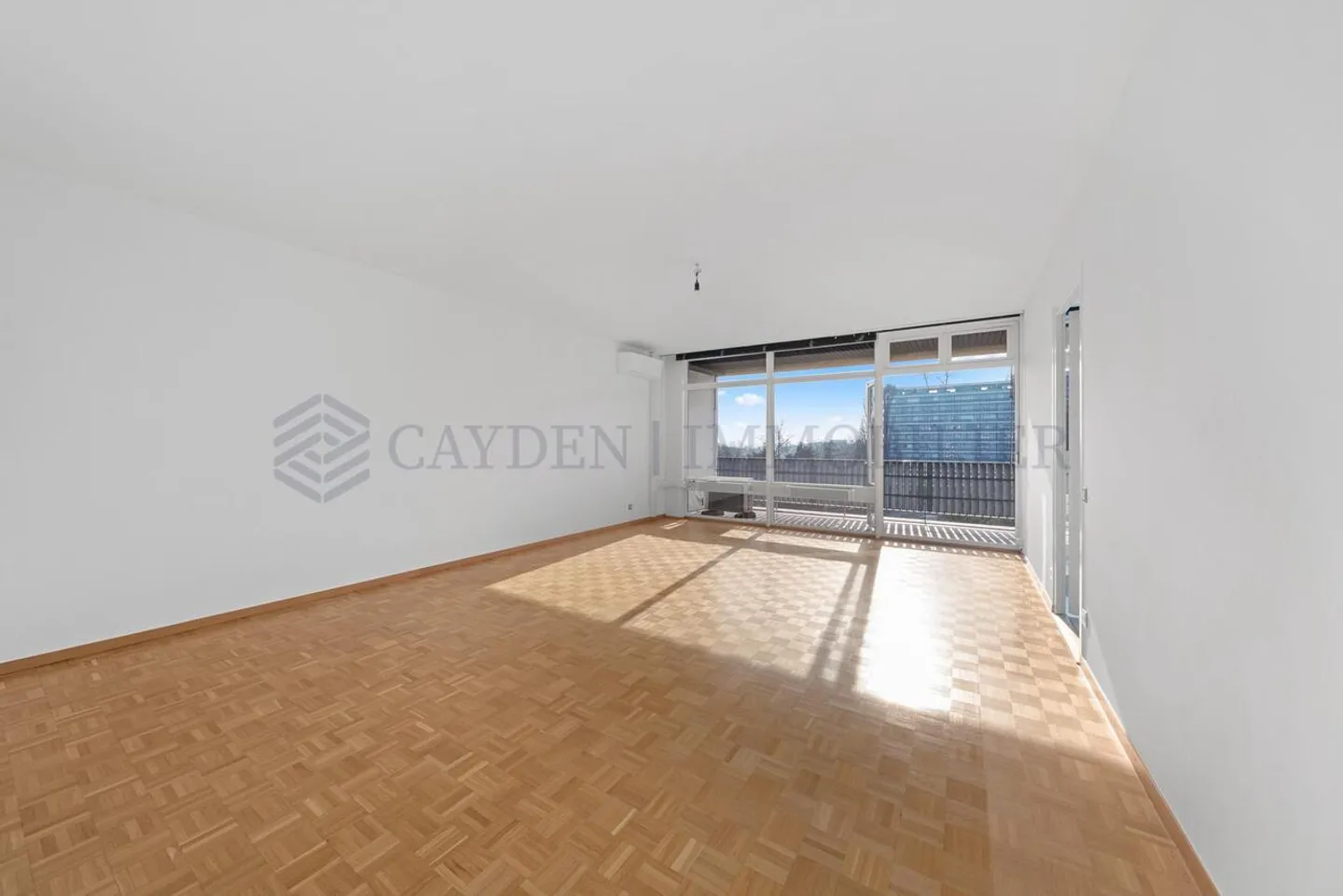 Close to the UN - Superb bright apartment - Sale in SI - Photo 2 of 10
