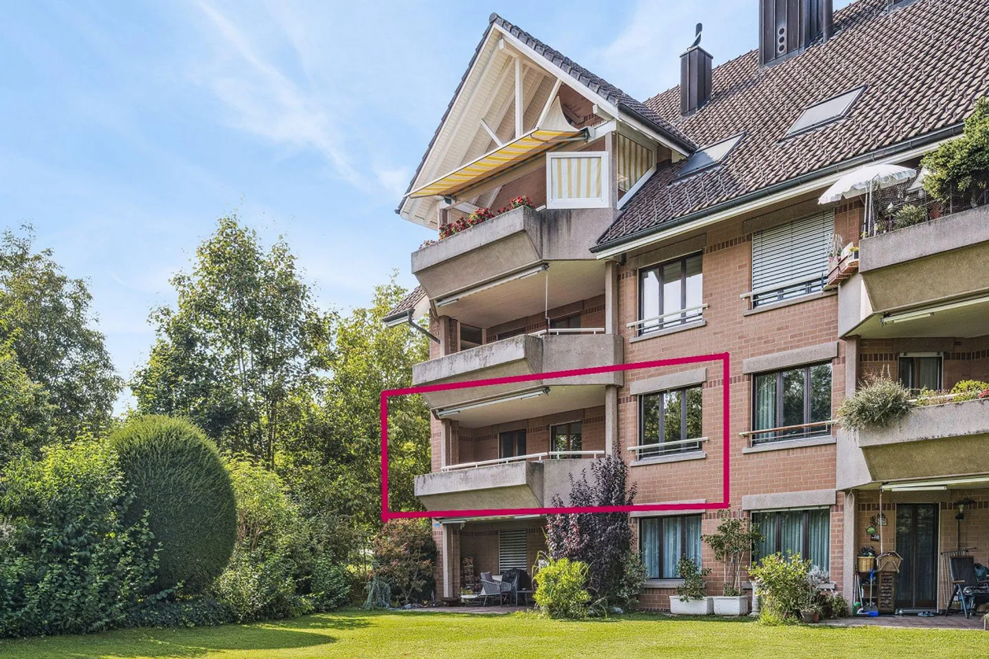 Zentrale 4.5-Zimmerwohnung in Spreitenbach - Foto 1 von 9