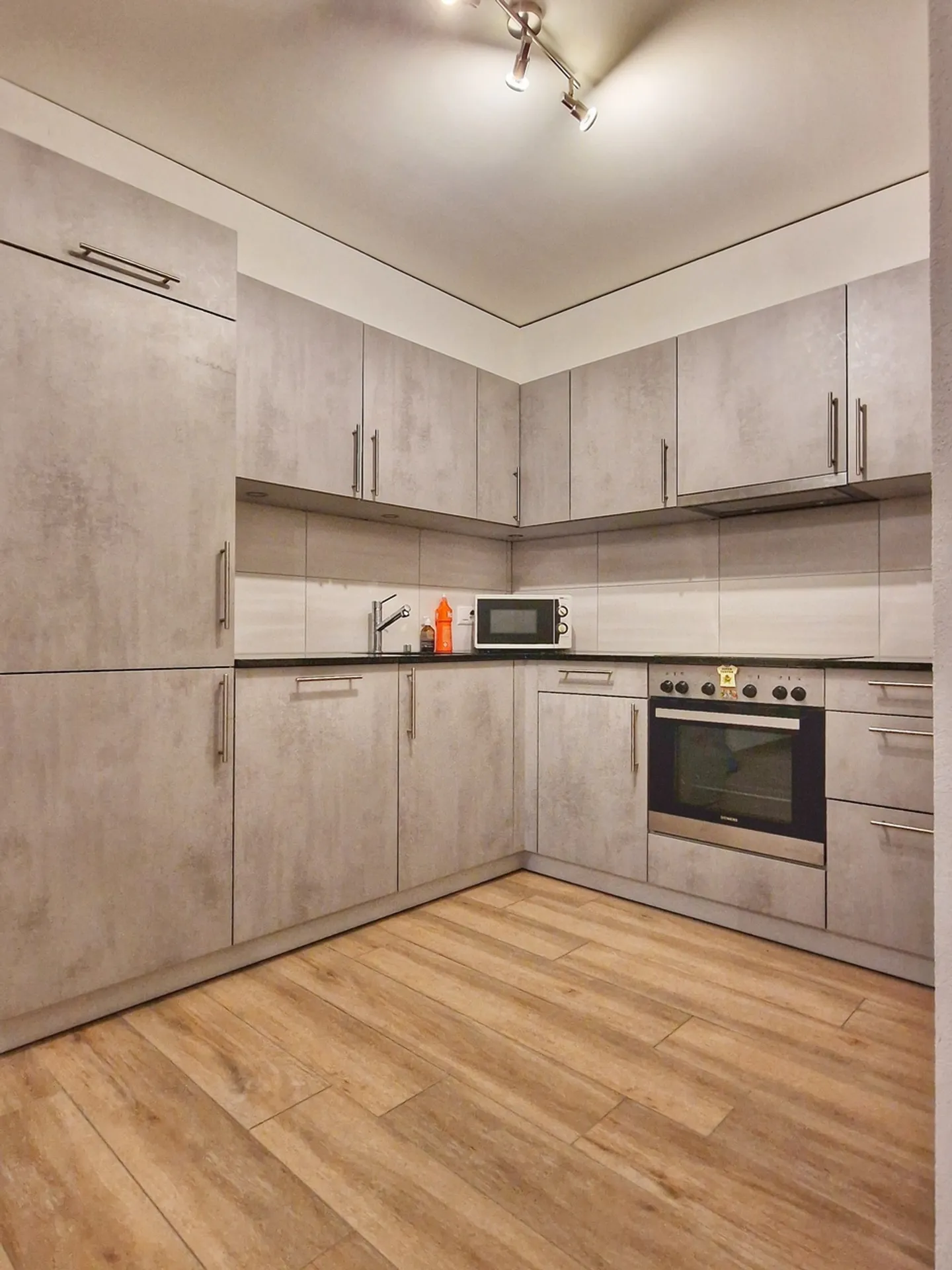 Appartement moderne à Fribourg - Photo 3 sur 8