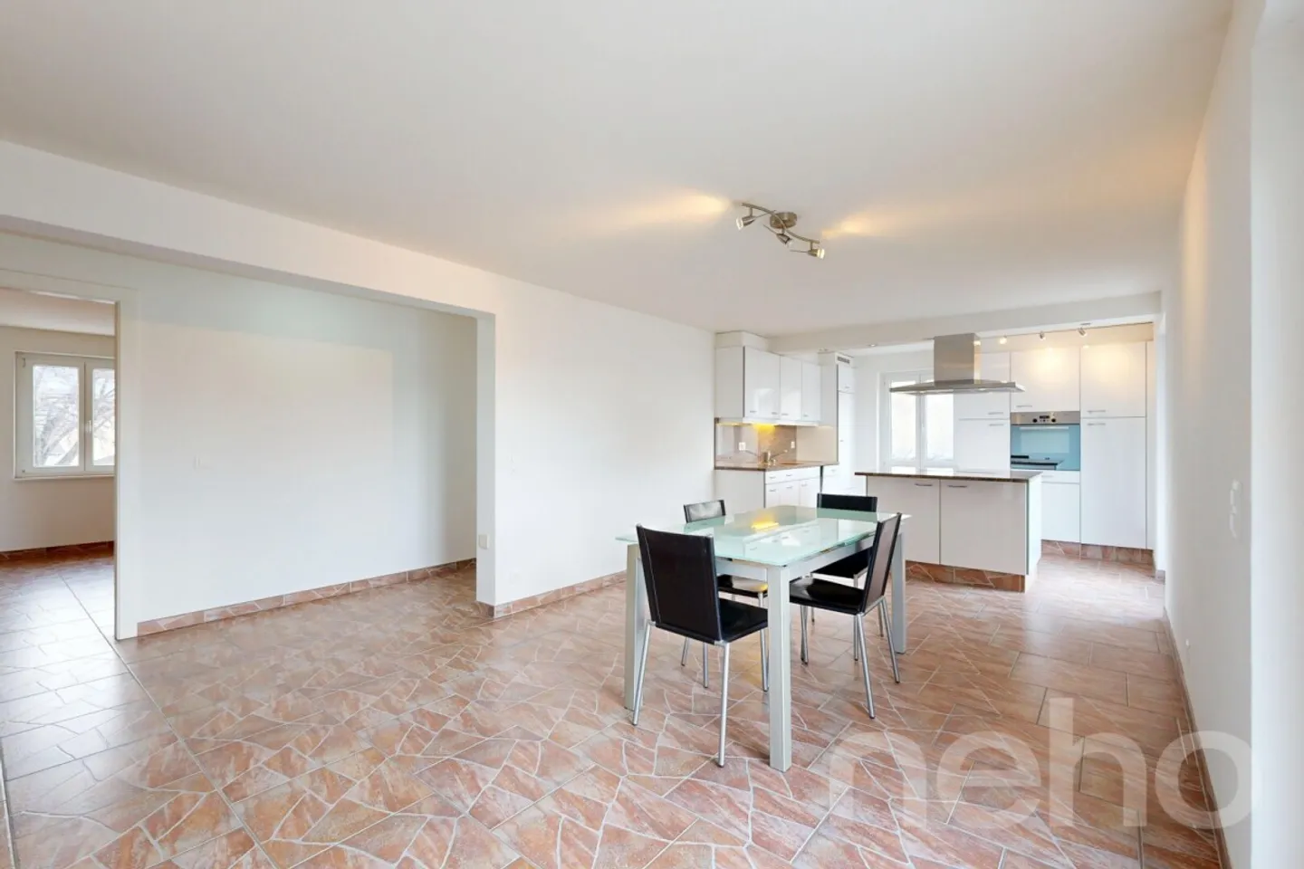 Geräumiges renoviertes Duplex von 160 m² im Herzen des Dorfes Riddes - Foto 3 von 12