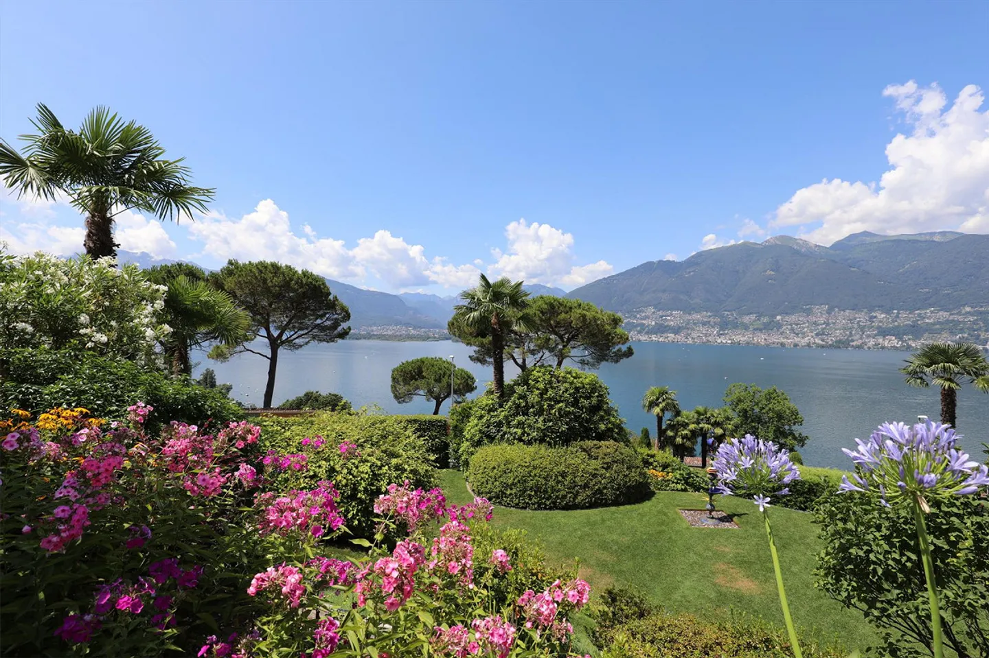Villa mit Seesicht - Foto 1 von 22