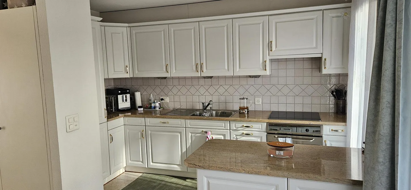 Bright 4½-room maisonette apartment in Trübbach - Photo 3 of 10