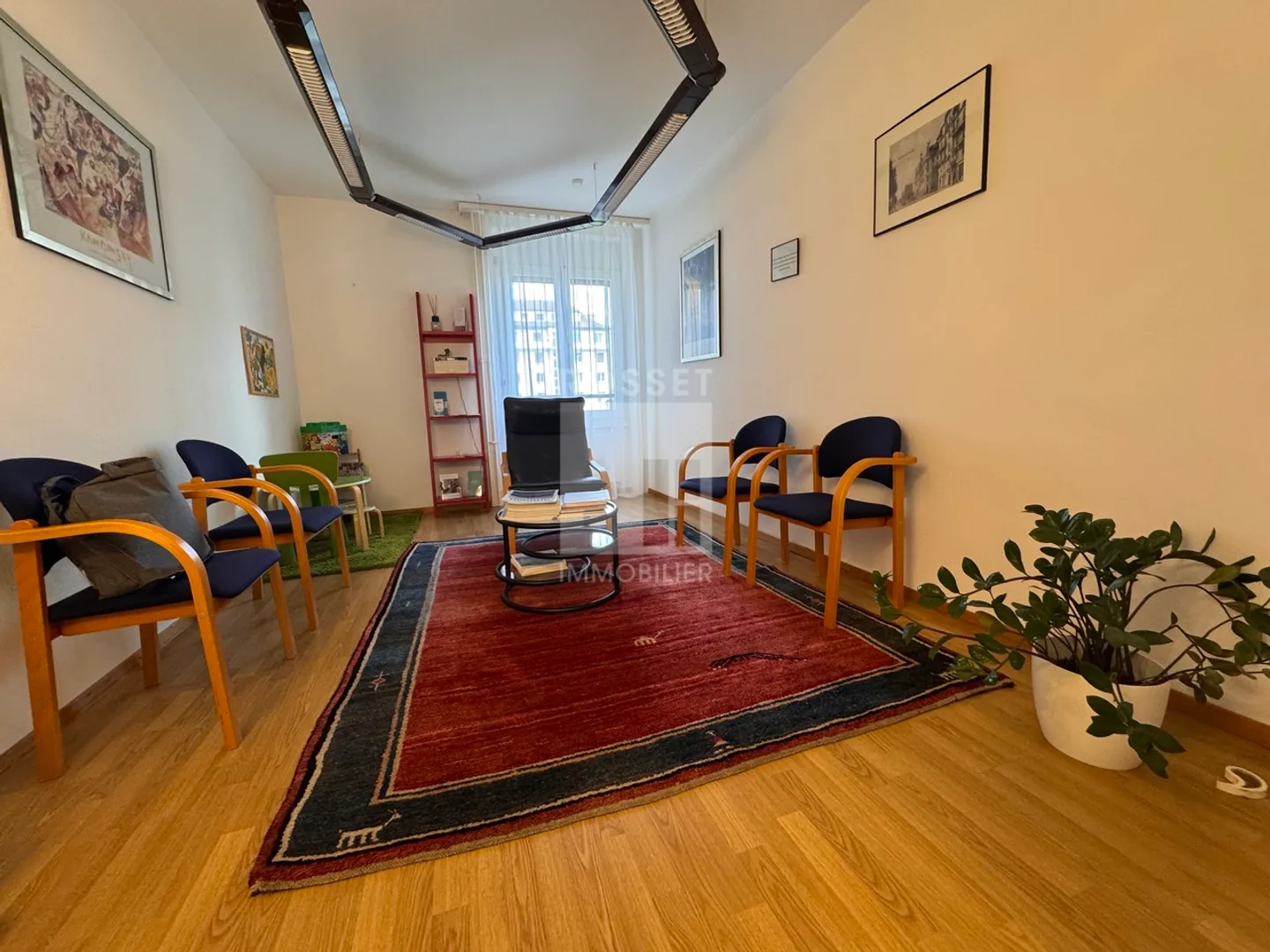 Vielseitiger Büroraum im Stadtzentrum - Foto 4 von 7