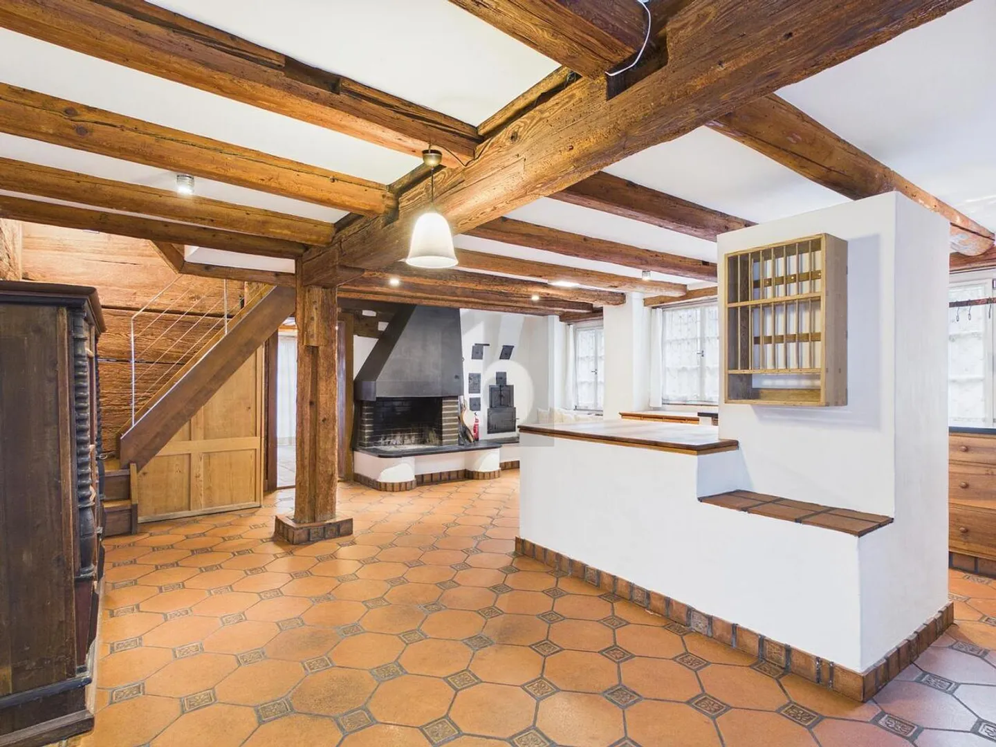 Exclusive Gem with Quiet Garden - Photo 3 of 6