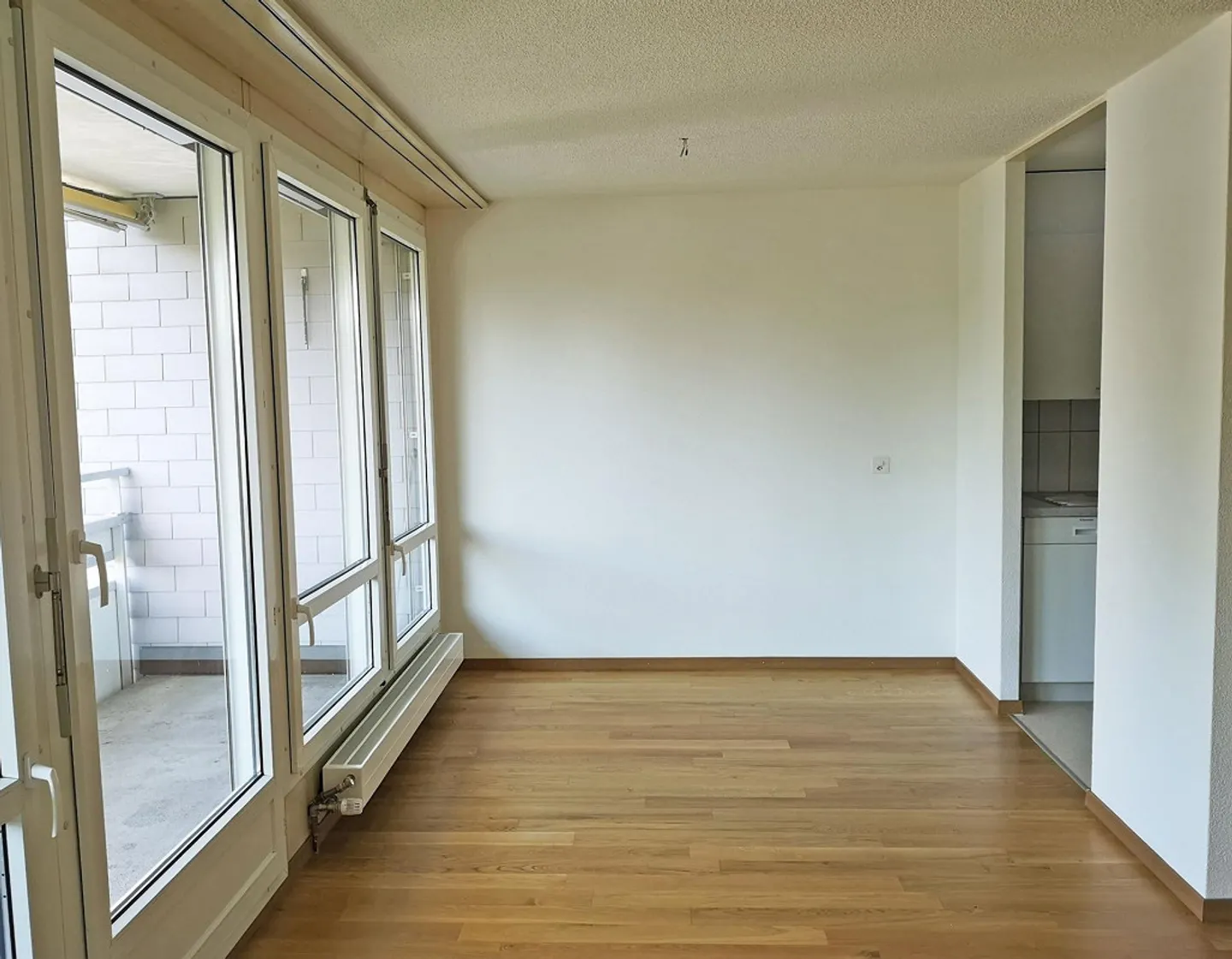 Centrally Located Family Apartment - Photo 6 of 12