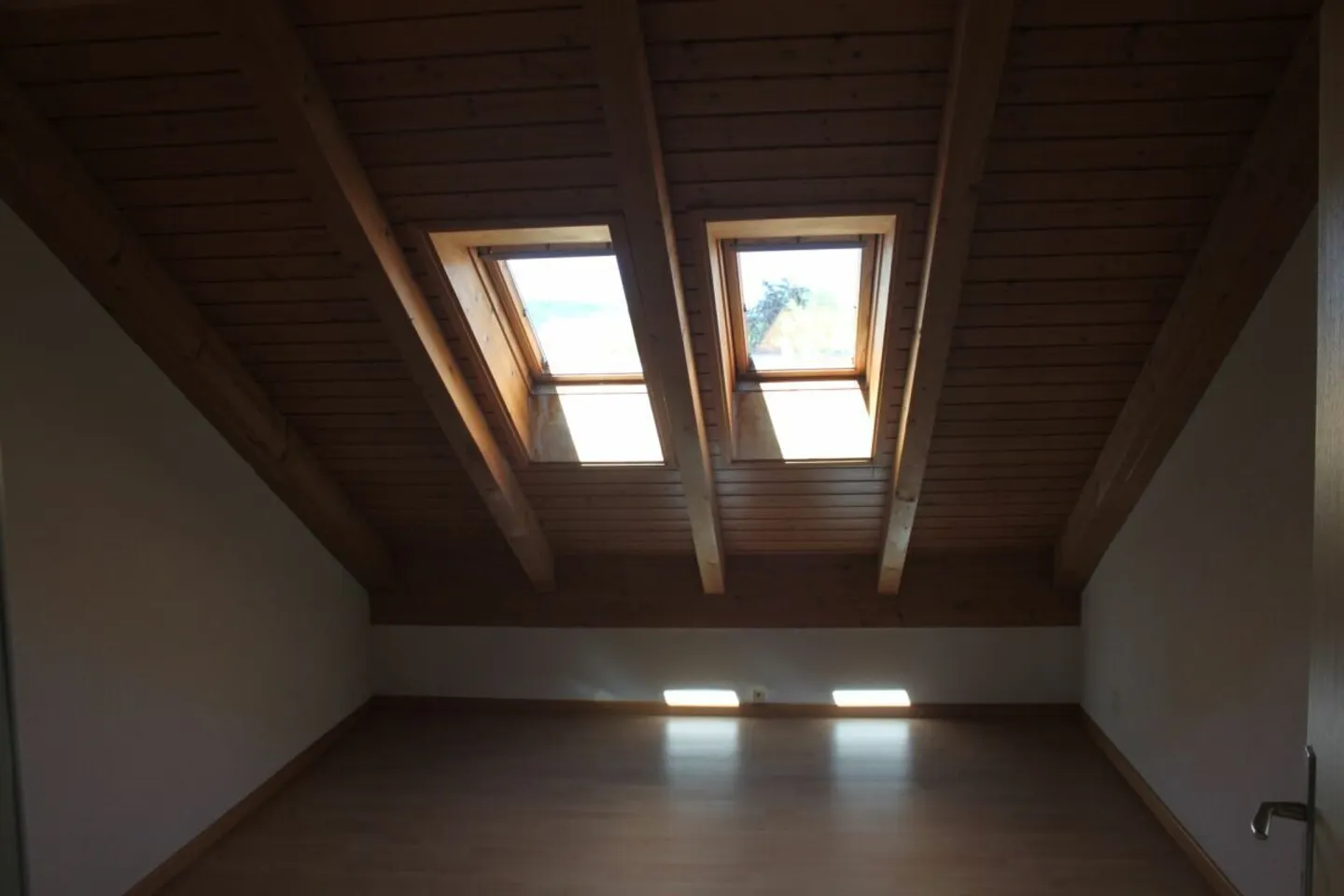 Charmant penthouse 3.5 pièces - Photo 7 sur 9