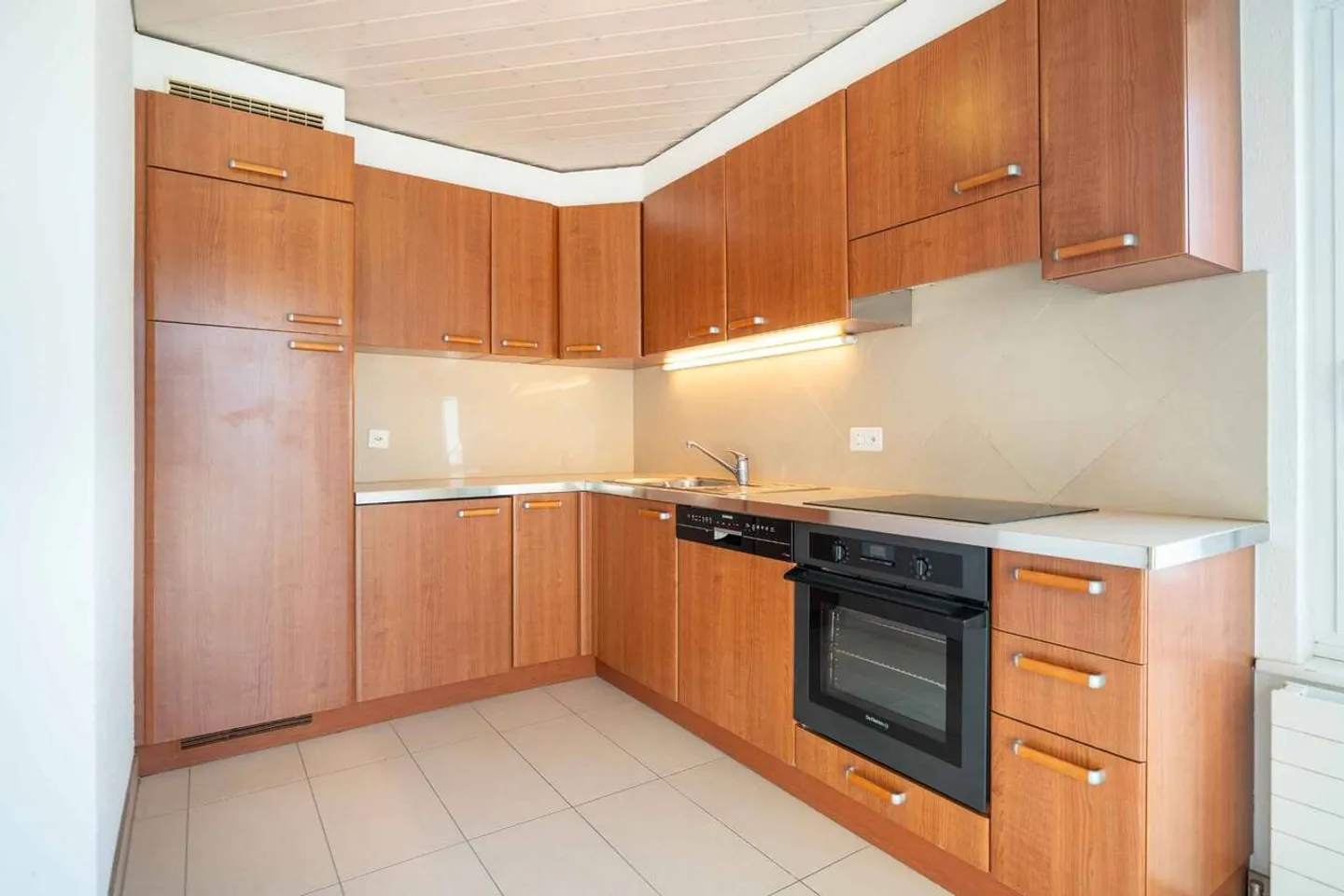 Sehr schöne 2,5-Zimmer-Wohnung im Herzen der Innenstadt von Lausanne - Foto 4 von 5