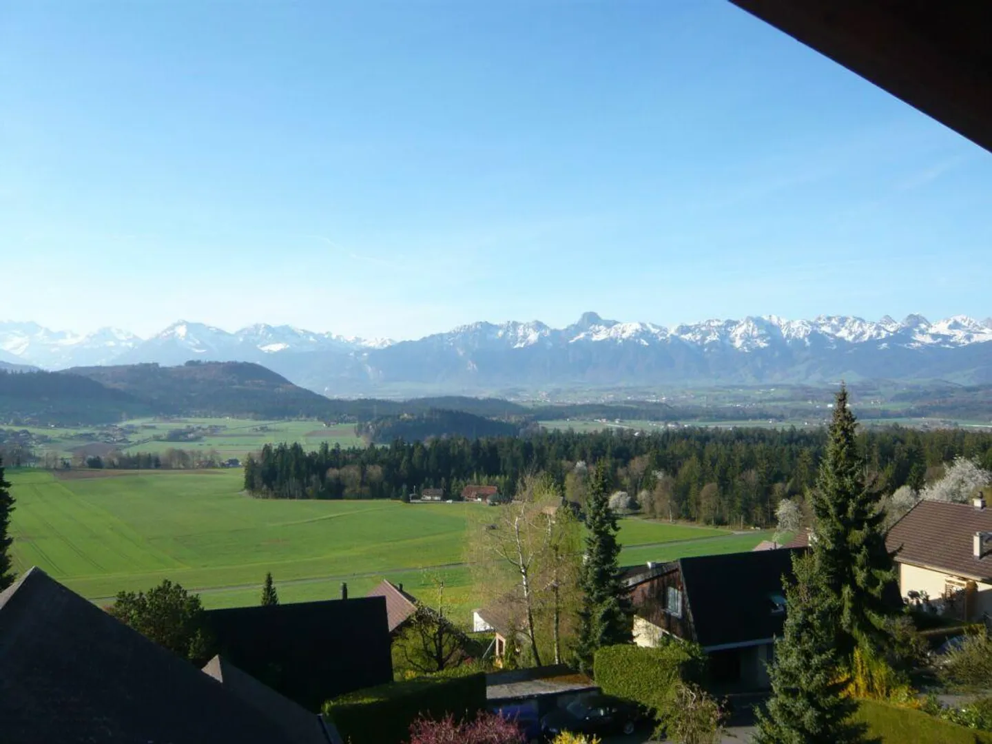Sunny 2-room attic apartment with a view - Photo 1 of 5