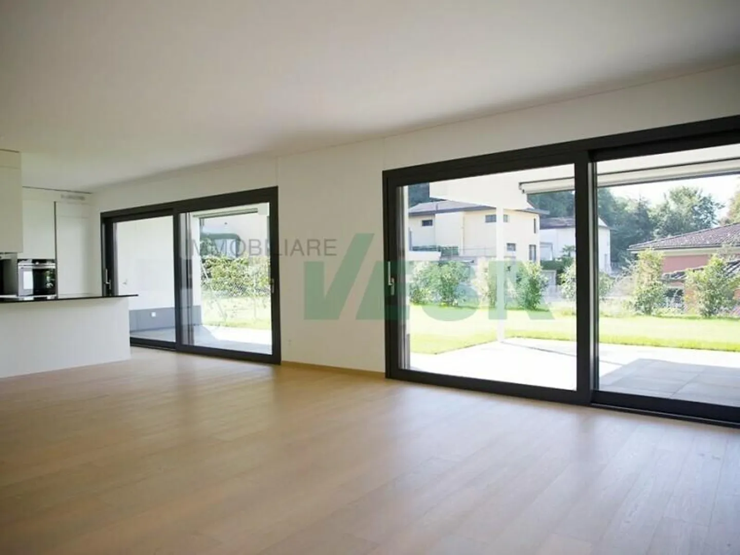 Helles 4,5-Zimmer-Apartment mit Terrasse und schönem Privatgarten - Foto 5 von 13
