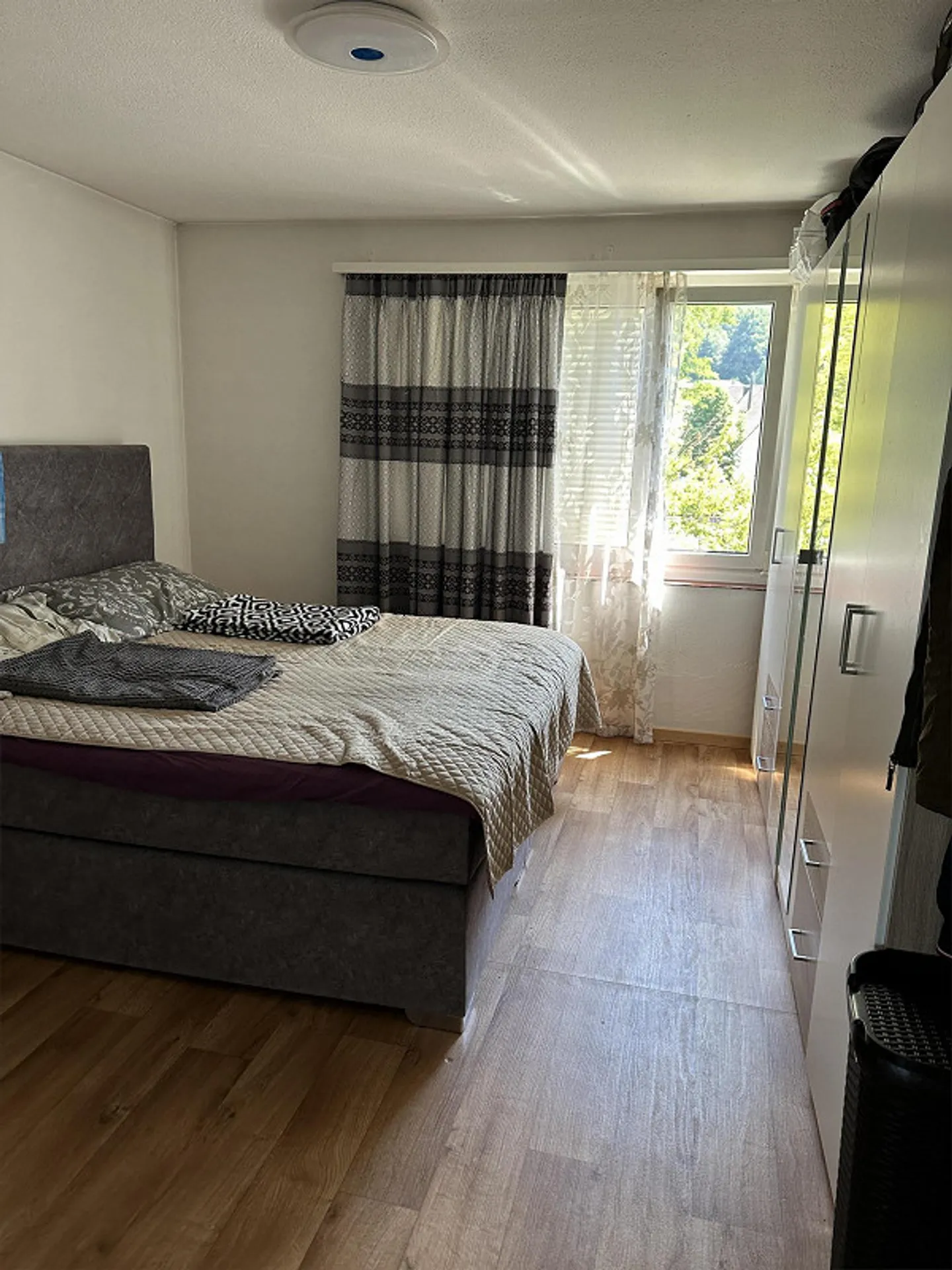 Limited until 31.03.2027 / 3.0 Room Apartment in Bachenbülach - Photo 6 of 8
