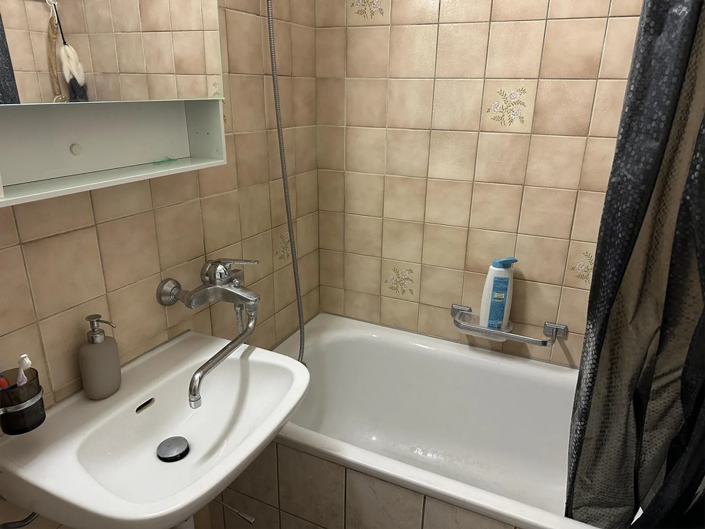 Limited until 31.03.2027 / 3.0 Room Apartment in Bachenbülach - Photo 8 of 8