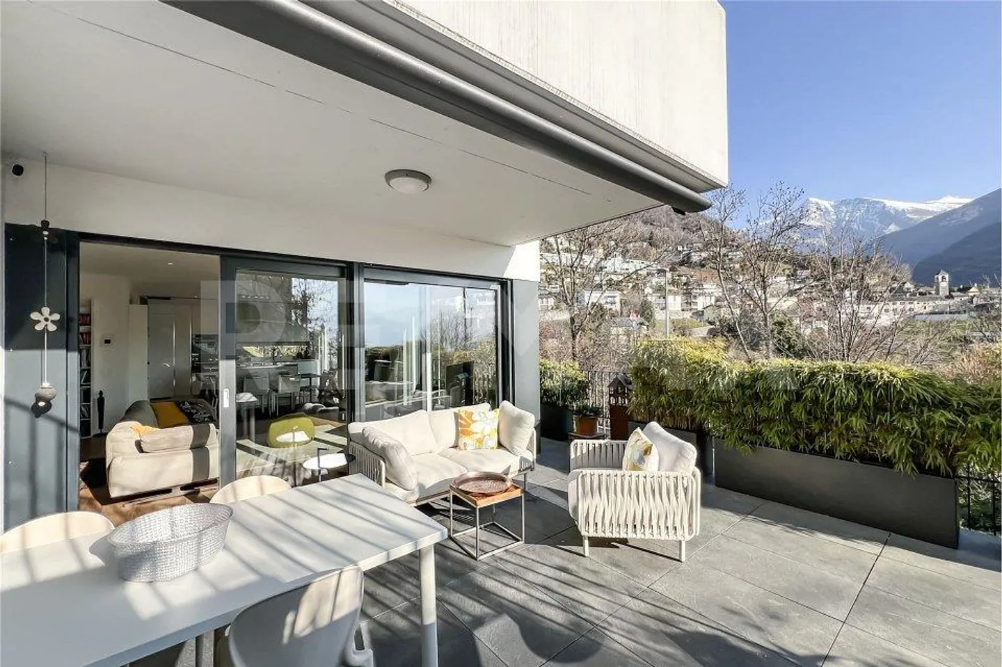 Single-family house in Contra (Municipality of Brione s/Minusio) - Photo 1 of 13