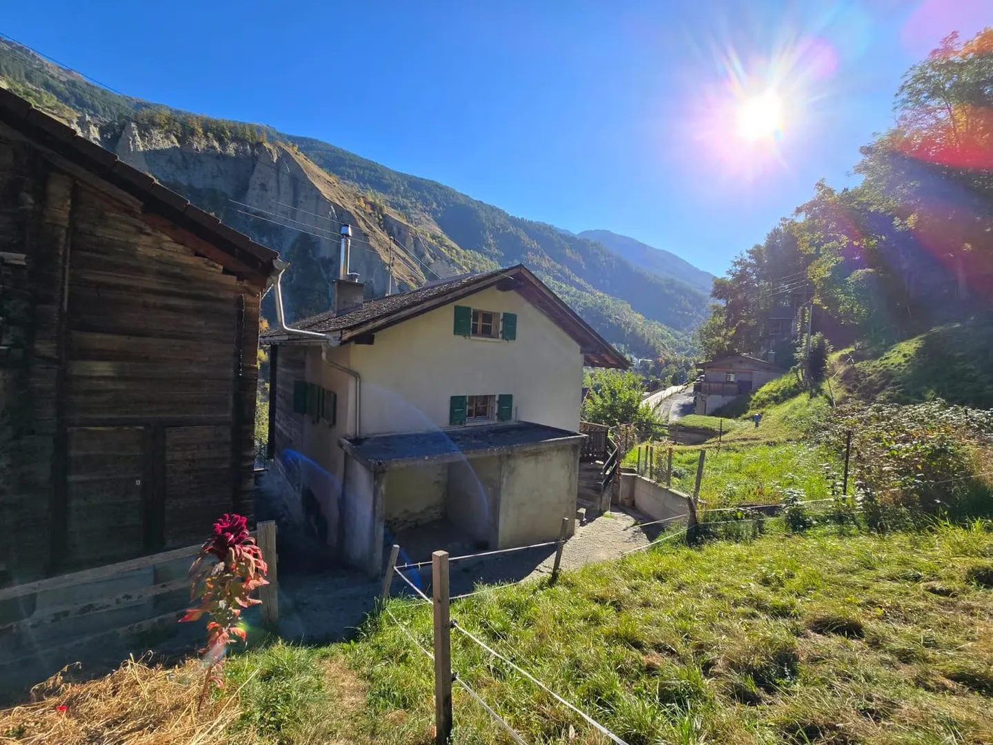 Appartamento duplex da ristrutturare con terrazza e annessi a La Luette nel cuore del Val d'Hérens - Foto 16 di 20