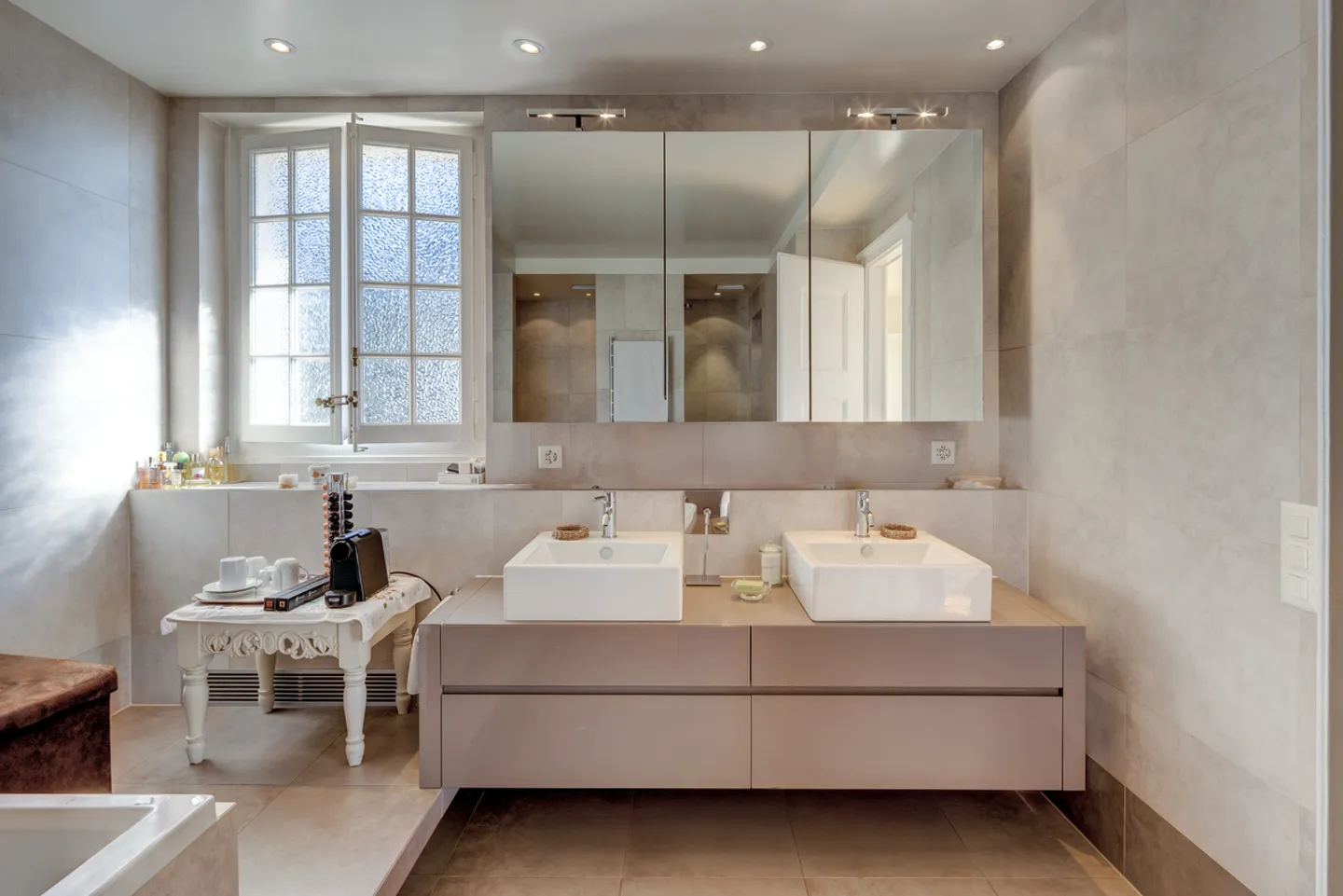 Une maison cachée, un art de vivre à découvrir - Photo 11 of 13