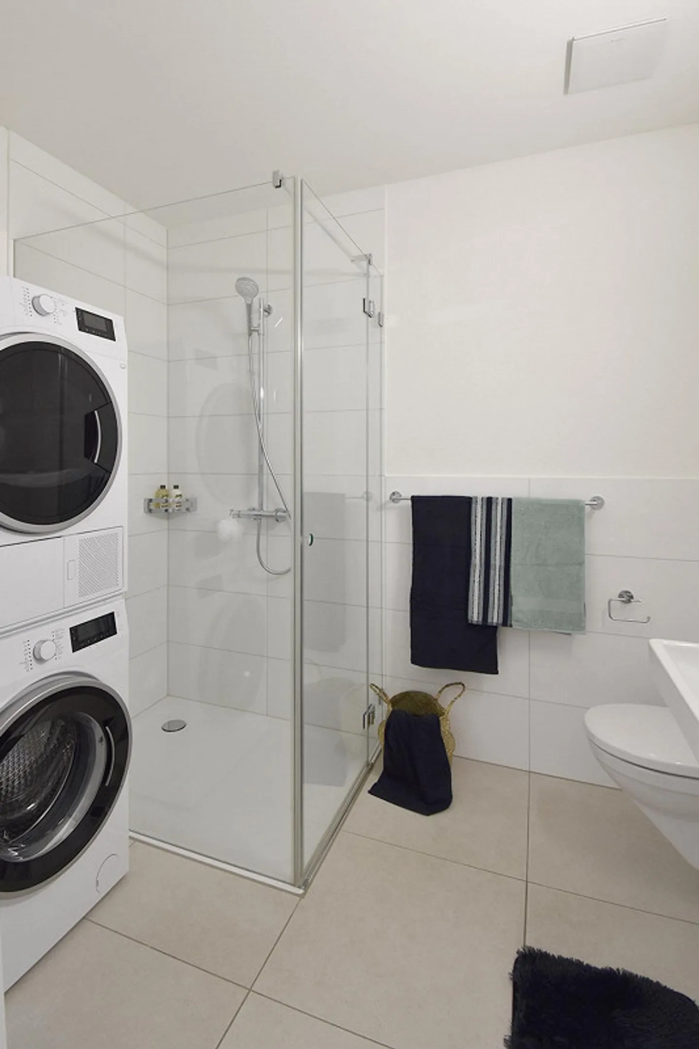 Spacious apartment with terrace sought? - Photo 7 of 7