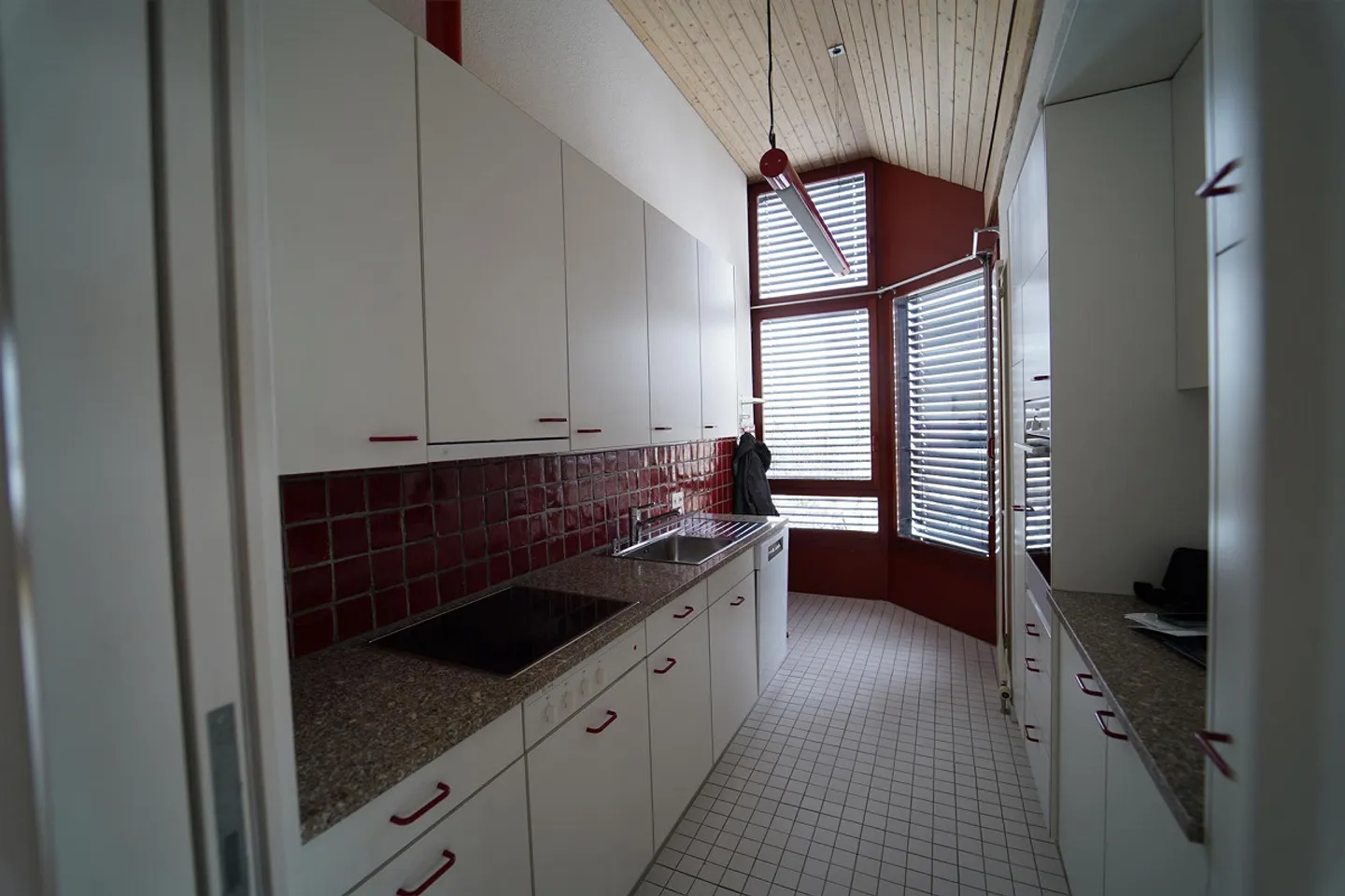 Accogliente appartamento mansardato 4.5 con galleria - Foto 2 di 8