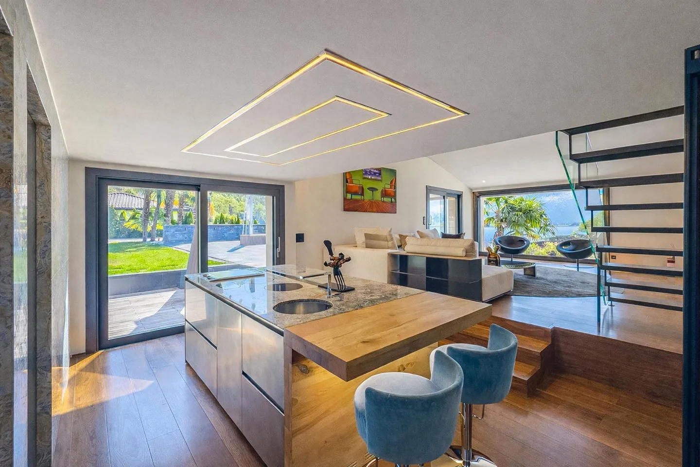 Splendide villa de luxe avec vue sur le lac, piscine et quai privé - Photo 3 sur 26