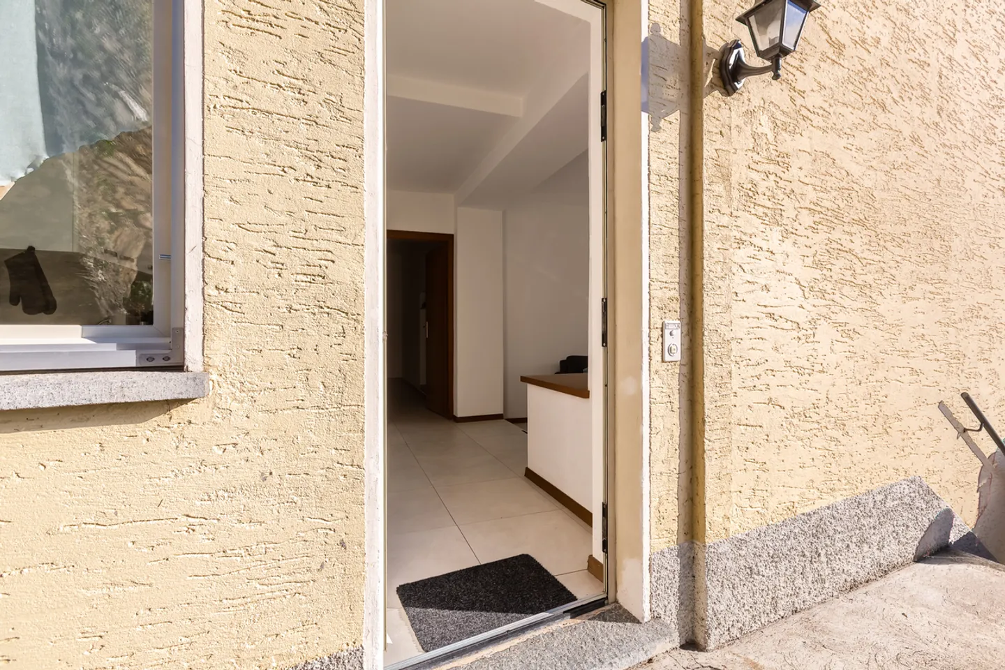 Eigentum mit 6 Wohnungen und herrlicher Blick auf den Lago Maggiore - Foto 8 von 12