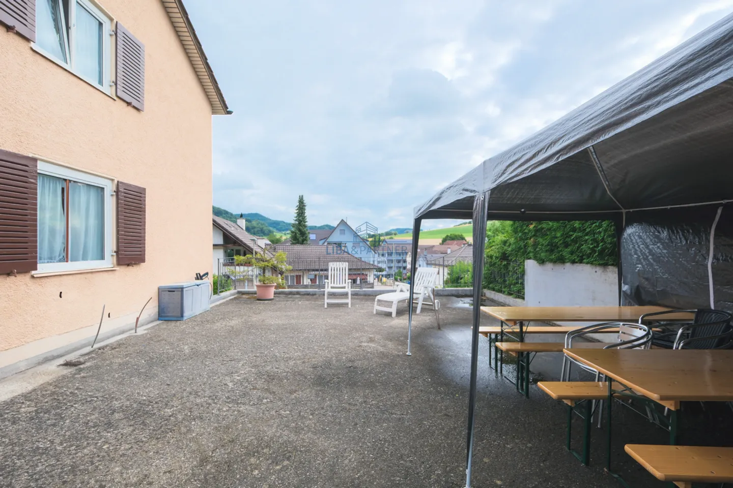 Incantevole casa unifamiliare con vista a Thürnen - Foto 2 di 20