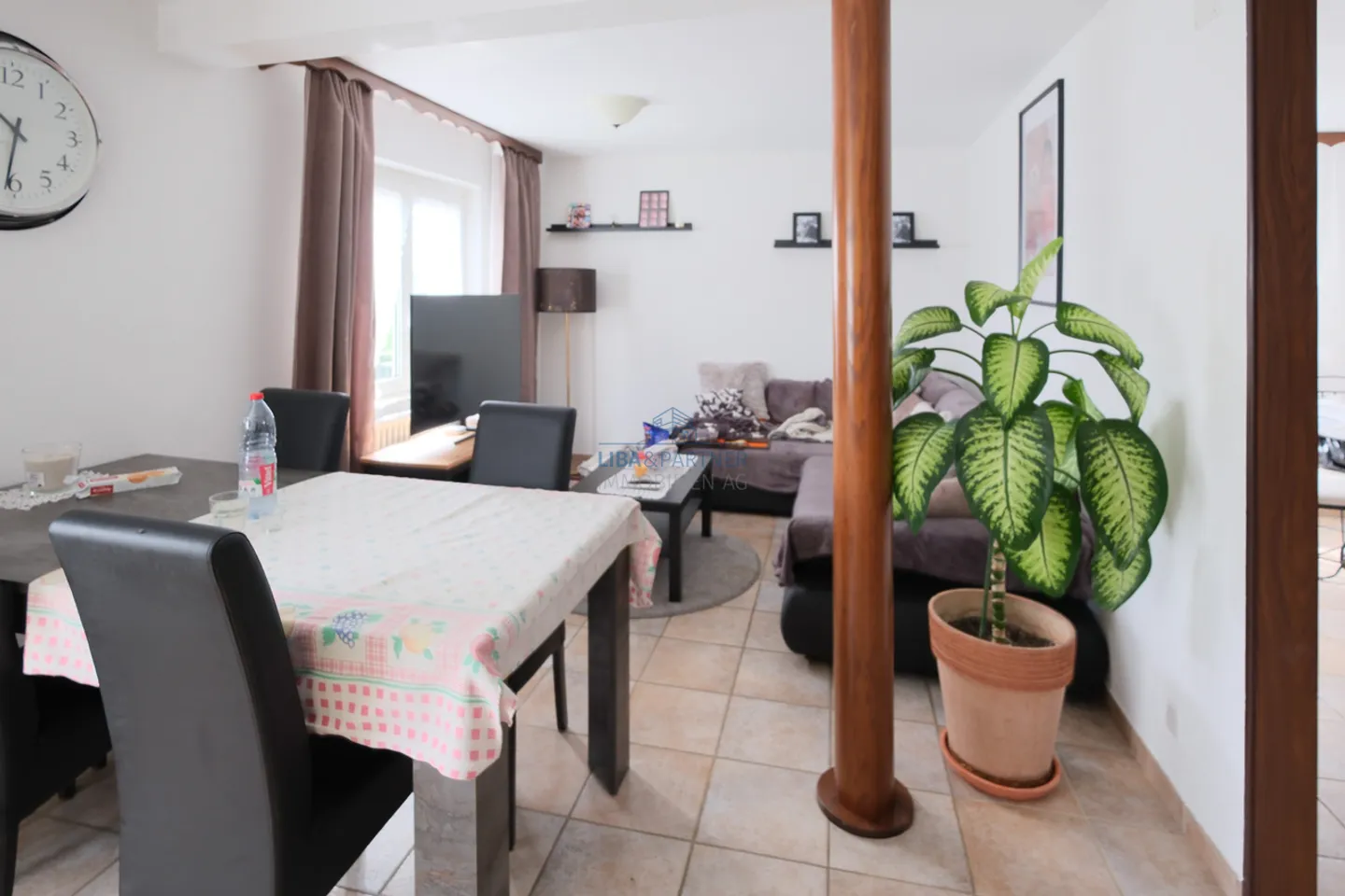 Incantevole casa unifamiliare con vista a Thürnen - Foto 6 di 20