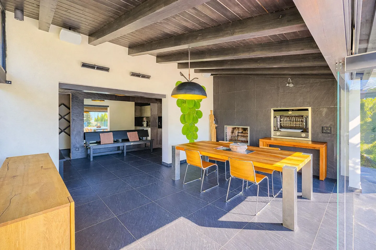 Splendide villa de luxe avec vue sur le lac, piscine et quai privé - Photo 18 sur 26