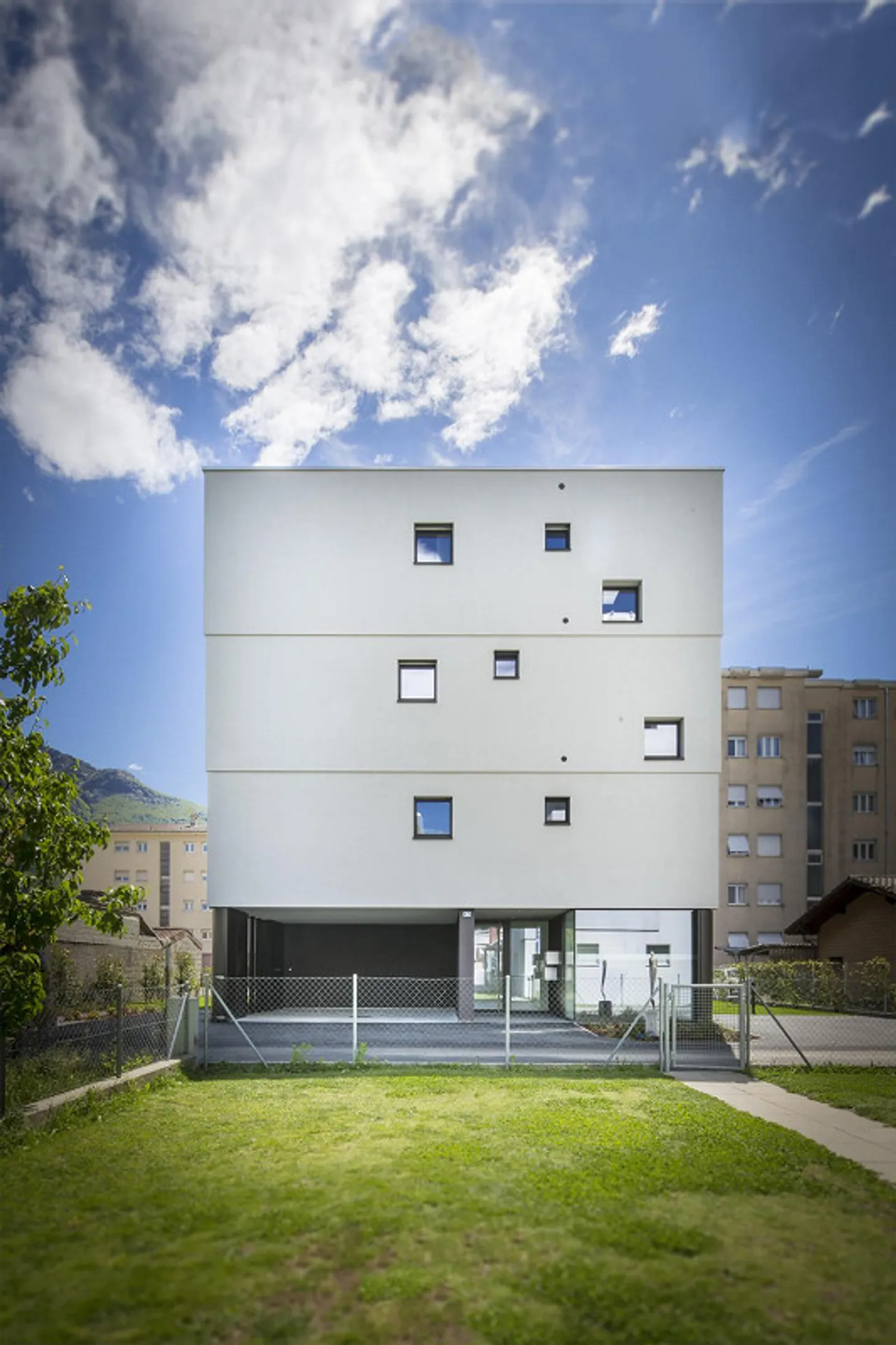 Modern Income Property in the Heart of Bellinzona - Photo 4 of 14