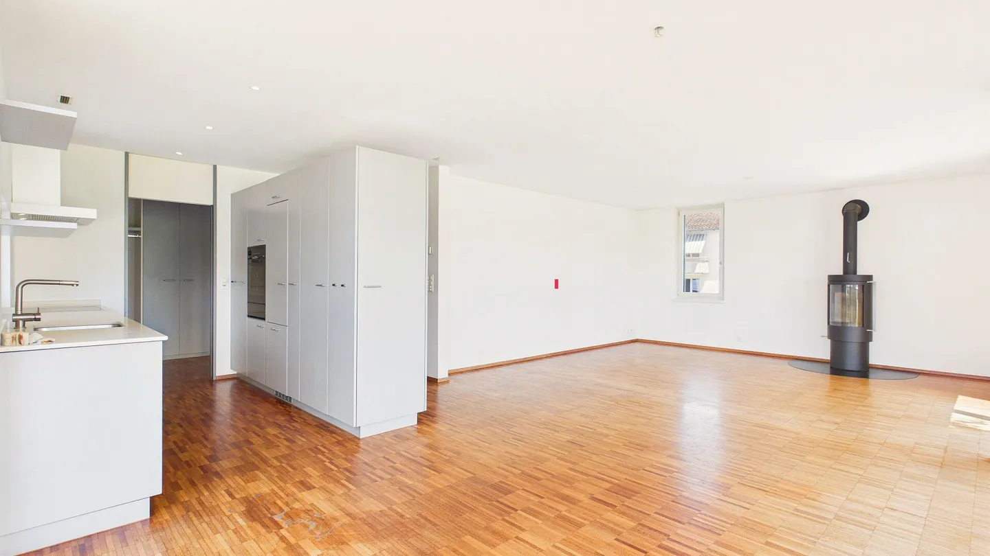 Appartamento in affitto unico di 4,5 stanze con vista libera a Zurigo-Witikon - Foto 8 di 21