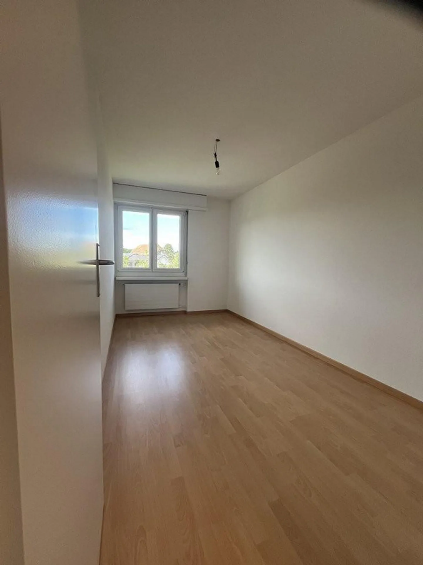 Appartamento 3.5 stanze ristrutturato e attraente in affitto a Bützberg - Foto 5 di 11