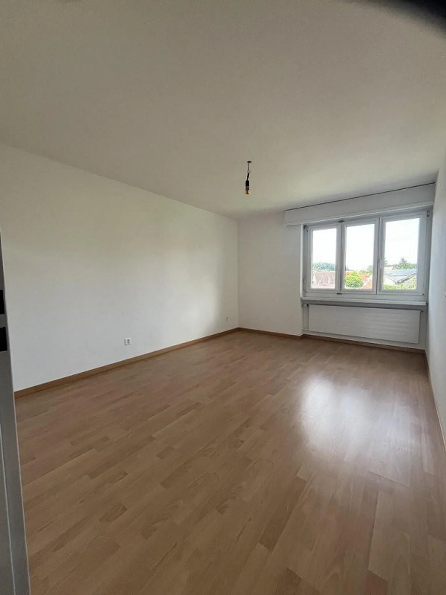Appartamento 3.5 stanze ristrutturato e attraente in affitto a Bützberg - Foto 6 di 11
