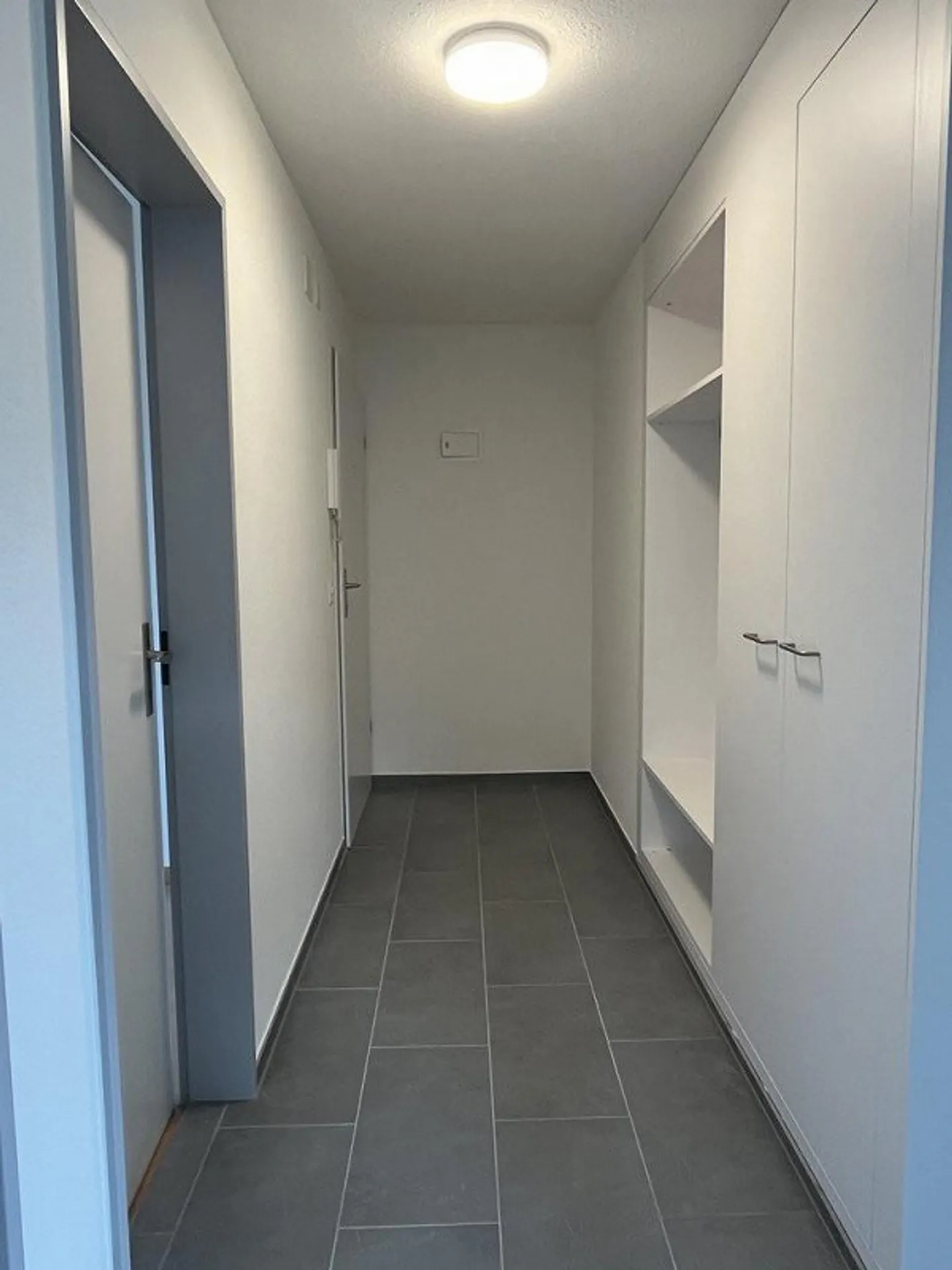 Appartamento 3.5 stanze ristrutturato e attraente in affitto a Bützberg - Foto 7 di 11