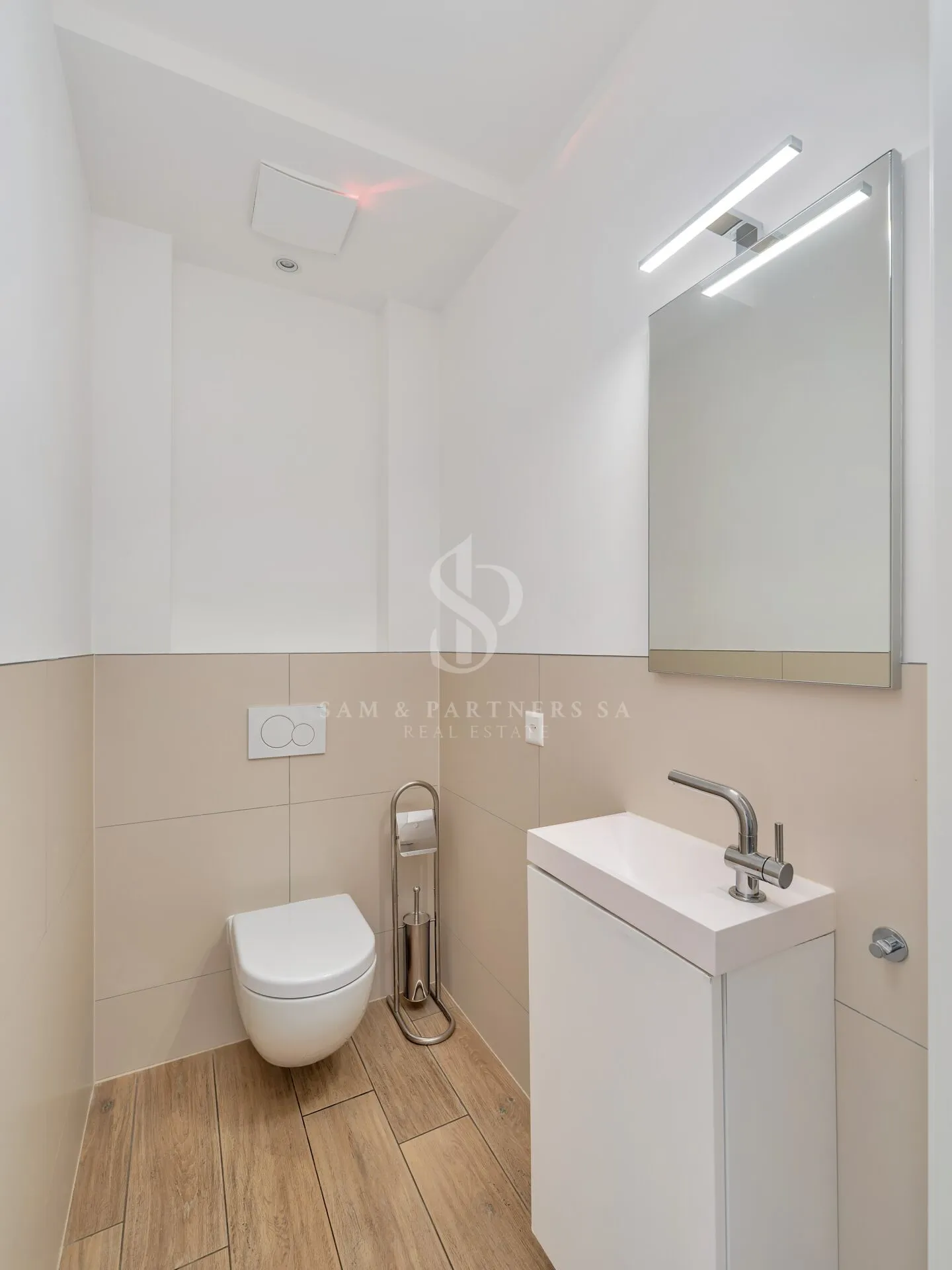 Duplex Moderno Arredato - Foto 10 di 13