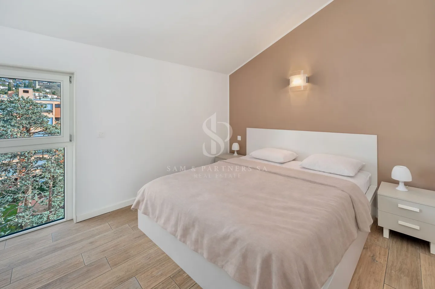 Duplex Moderno Arredato - Foto 11 di 13