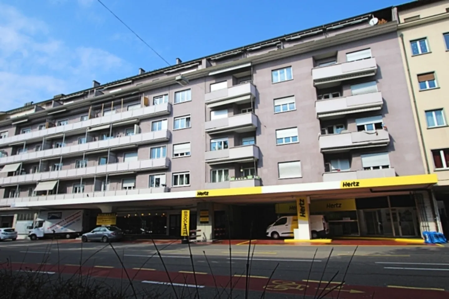 Mischgenutztes Gebäude mieten - Foto 1 von 1