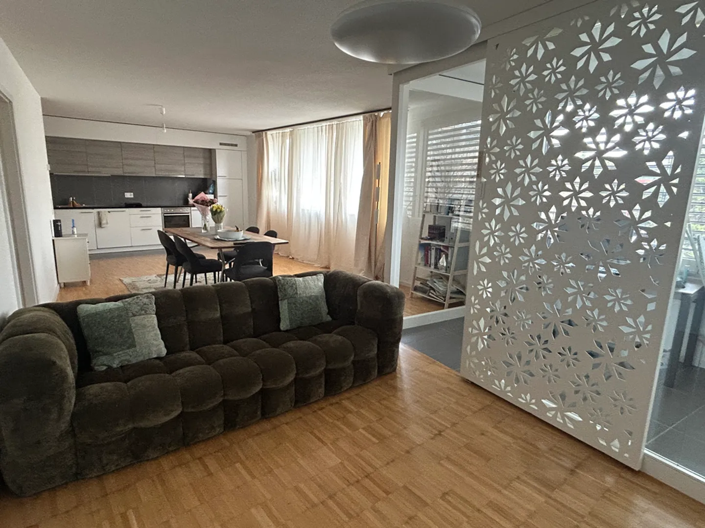 Appartamento 2.5 camere affascinante - Foto 4 di 7