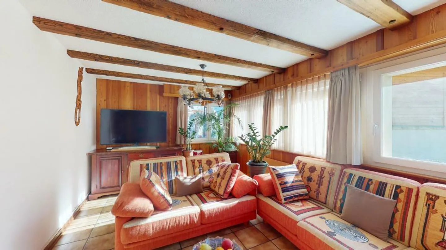 Villa 6,5 Zimmer - Foto 2 von 12