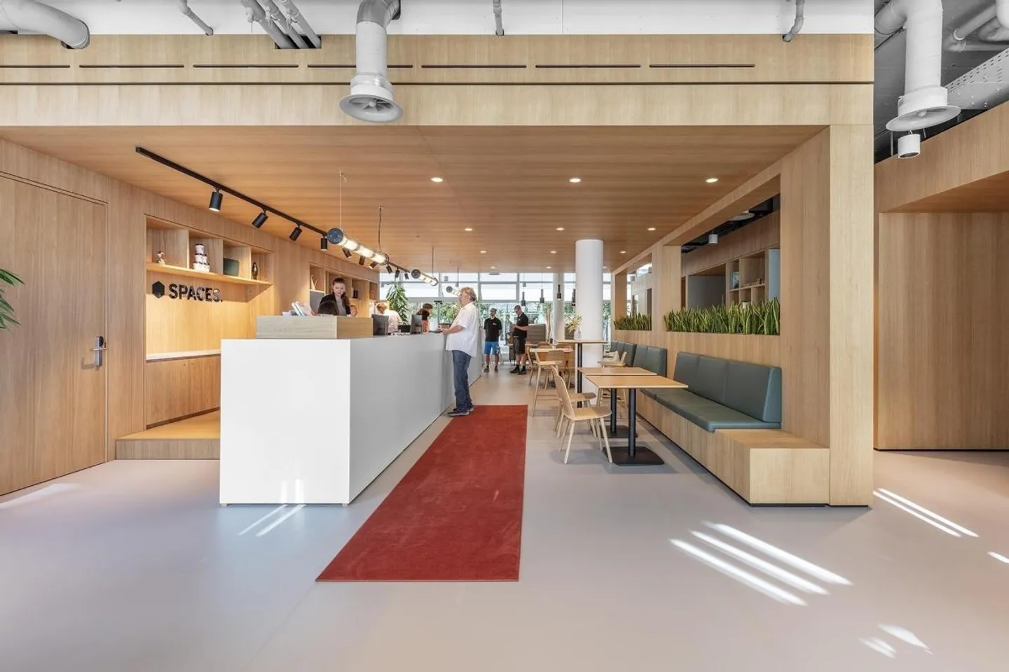 Finde Großraumbüros in Spaces Main Station für 10 Personen – es ist für alles gesorgt - Foto 4 von 13