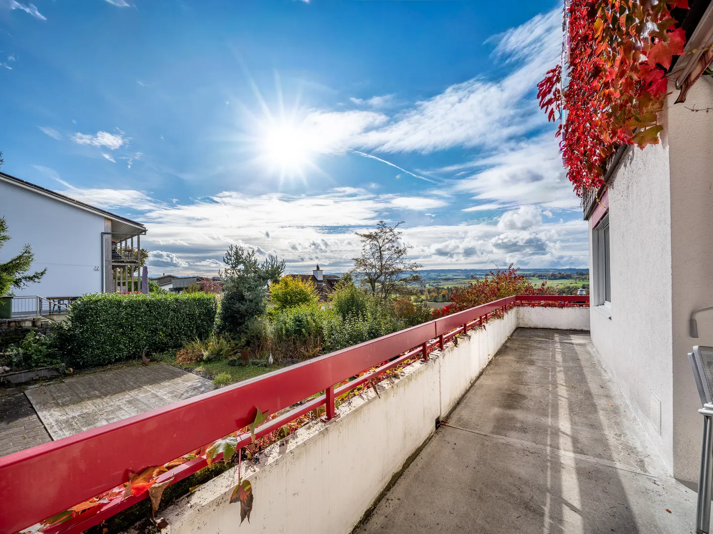 Detached 6.5 Room Single Family Home with Beautiful View - Photo 5 of 13