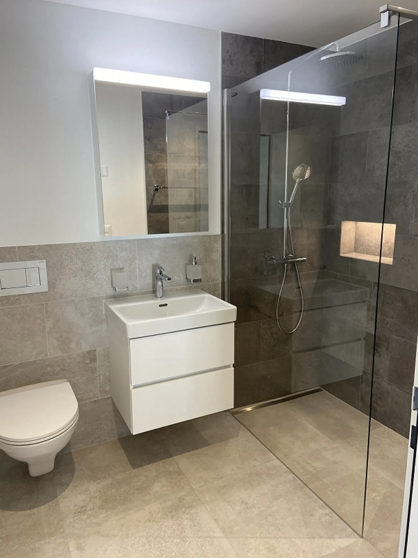 Modernes Apartment in der Natur - Foto 8 von 16