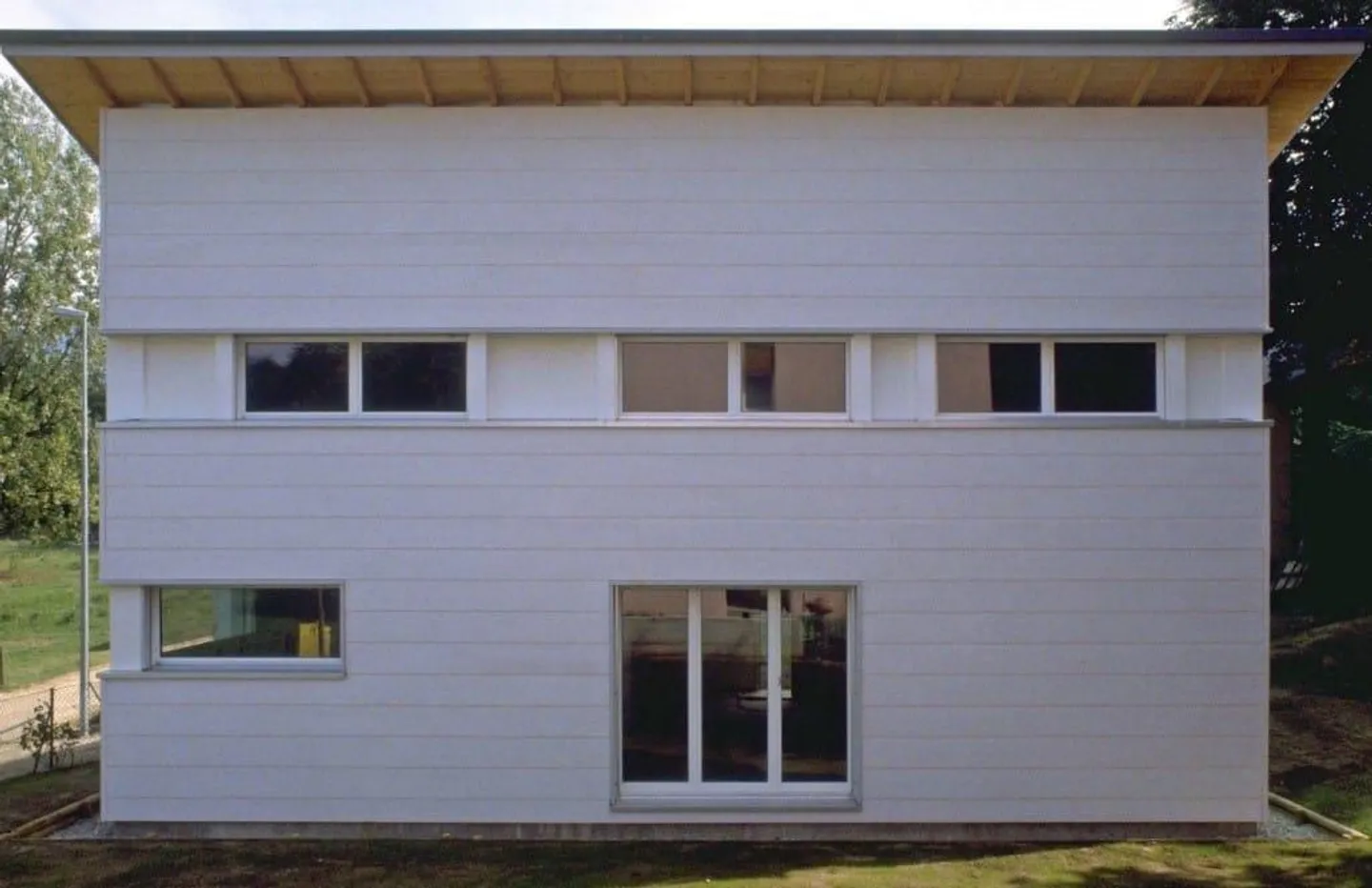 PORZA: SINGLE-FAMILY HOUSE WITH EXCELLENT PRESENTATION - A TRUE Bargain - Photo 2 of 4