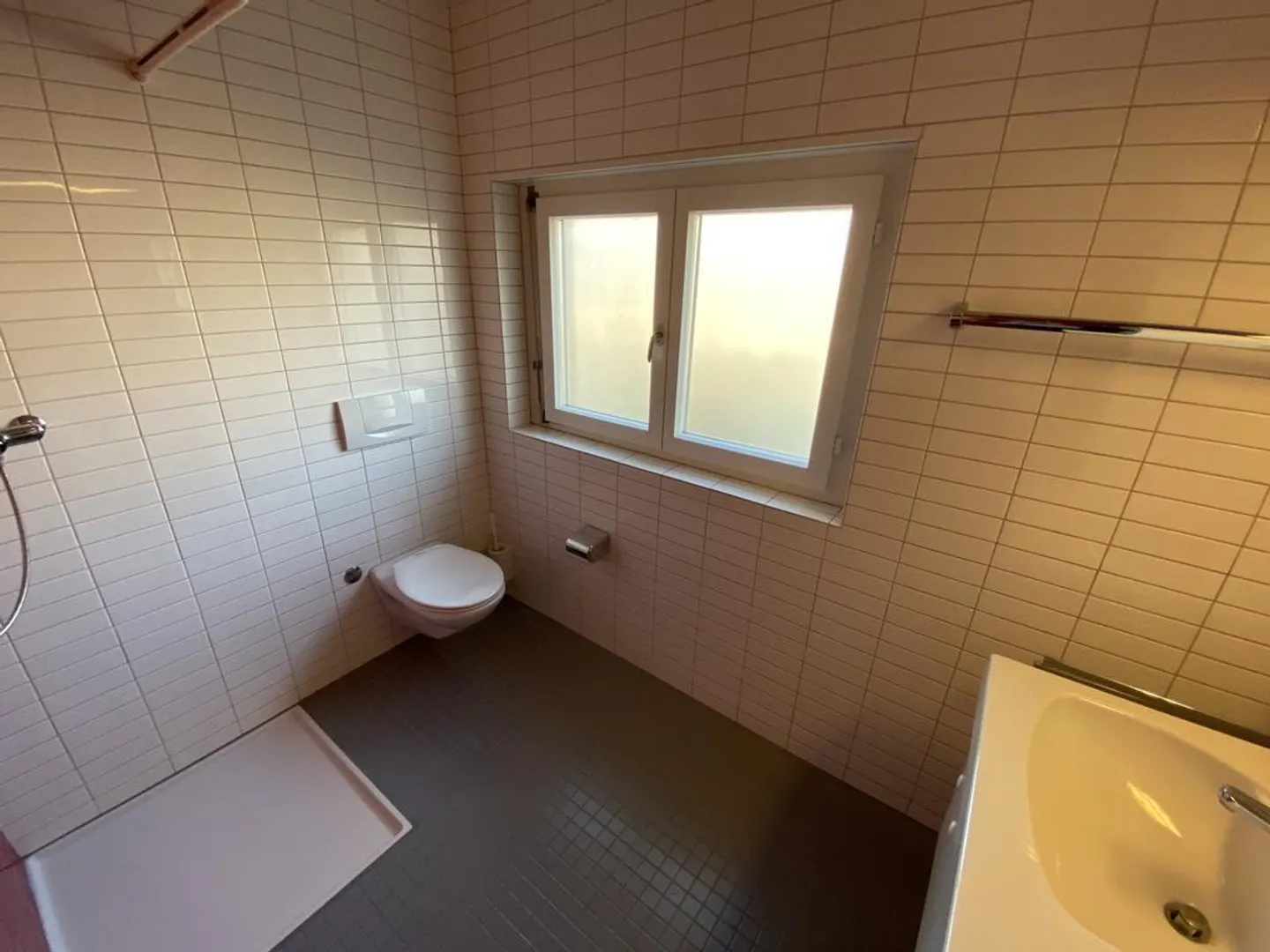 3.5-room apartment in a central location - Photo 7 of 9